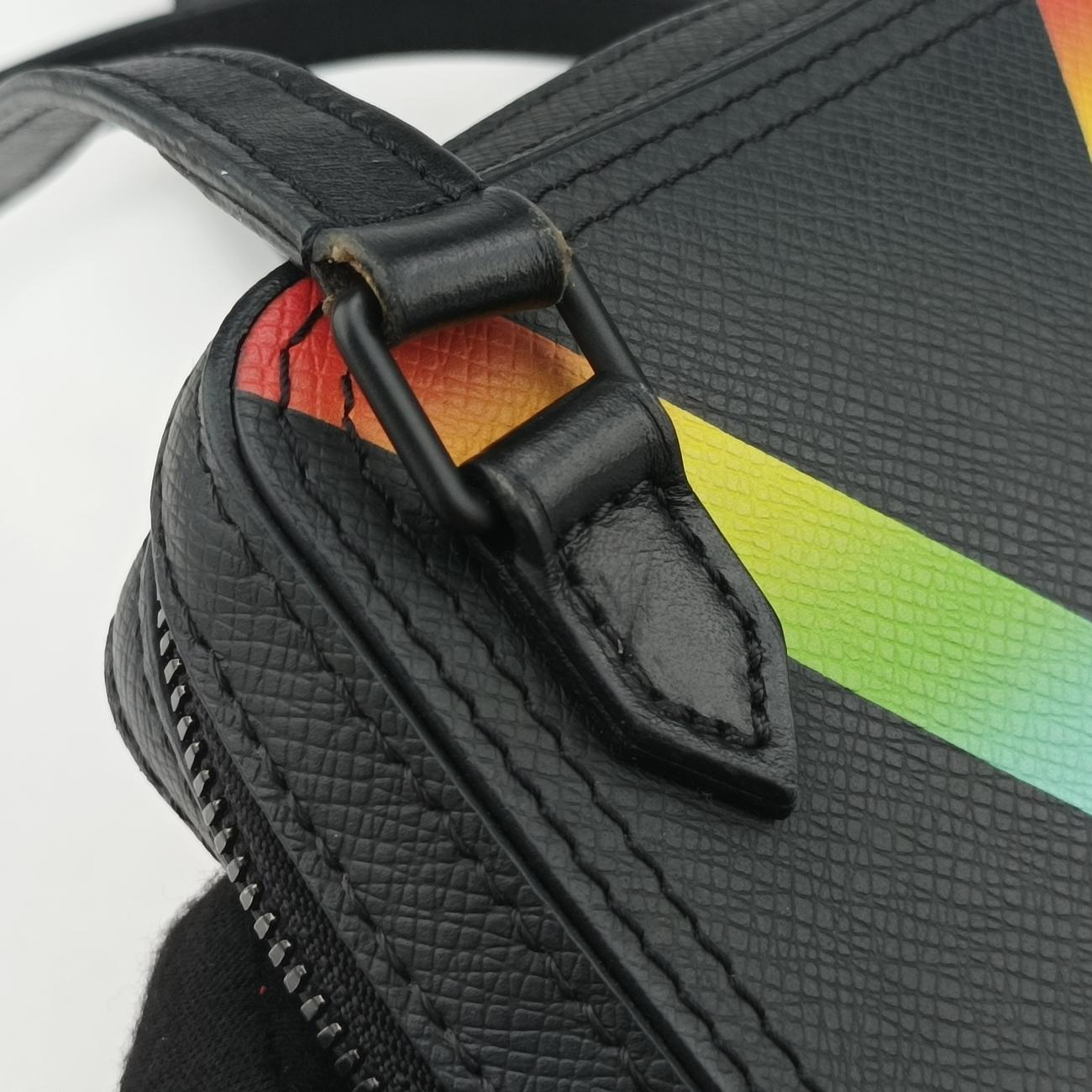 Danube Messenger black×multicolor Taiga M30332 CA2179 ICチップダヌーブメッセンジャー ブラック×マルチカラー タイガ M30332 CA2179 ICチップ