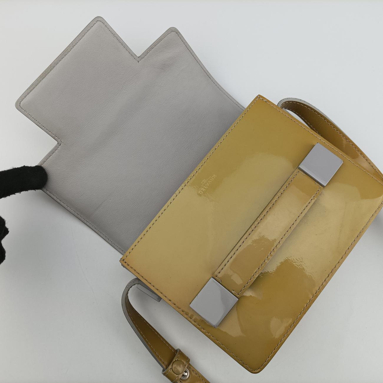 Madame Yellow Patent マダム イエロー パテント