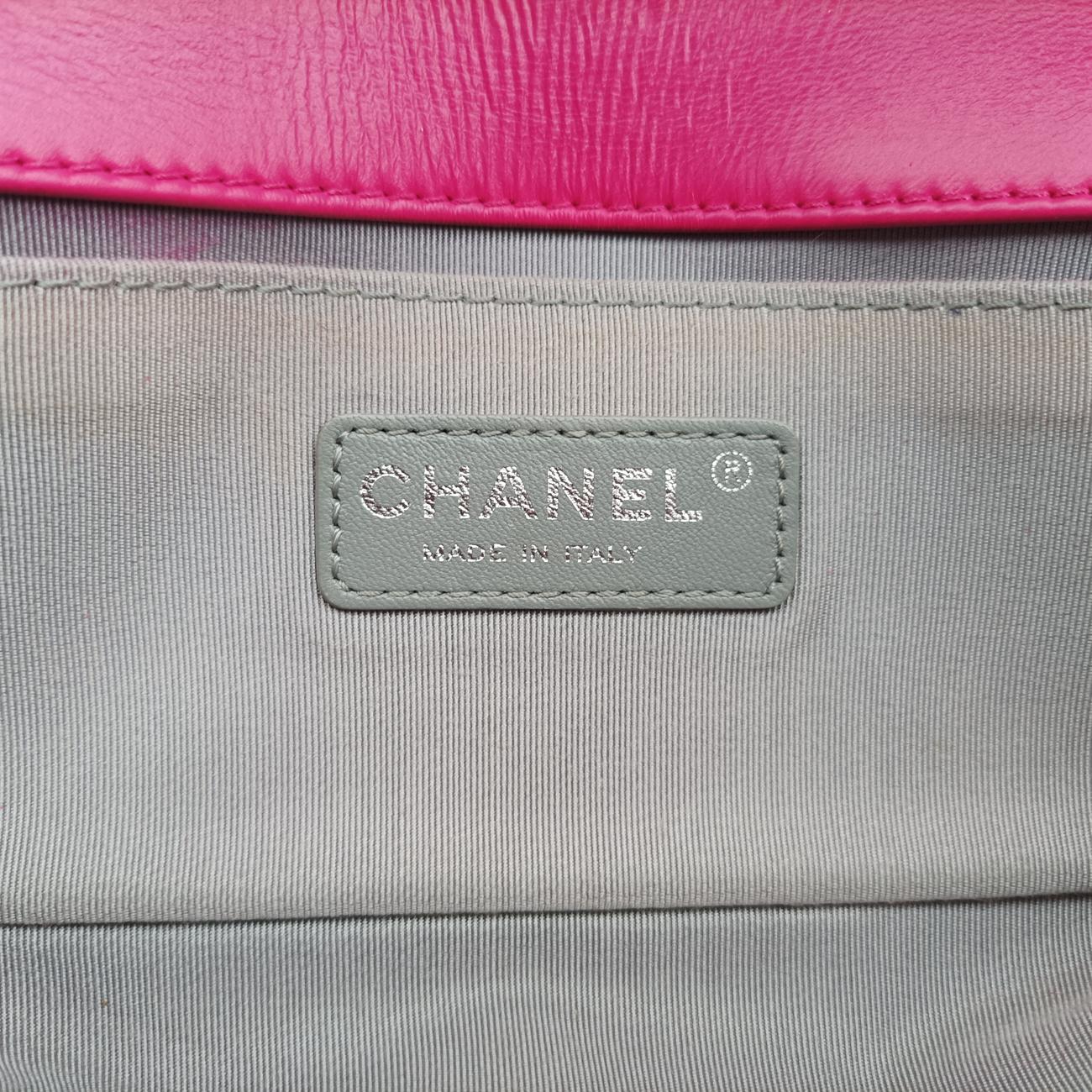 BOY CHANEL Rose velour A67416 18372057ボーイシャネル ローズ レッド ベロア A67416 18372057