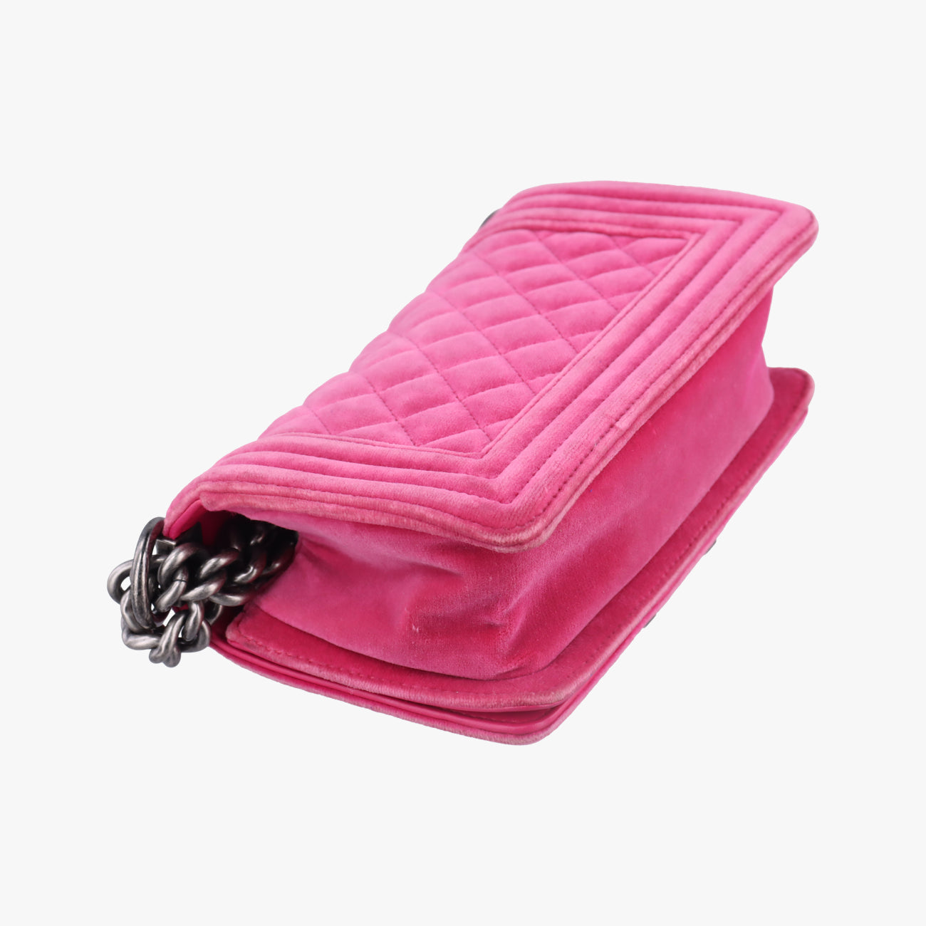 BOY CHANEL Rose velour A67416 18372057ボーイシャネル ローズ レッド ベロア A67416 18372057