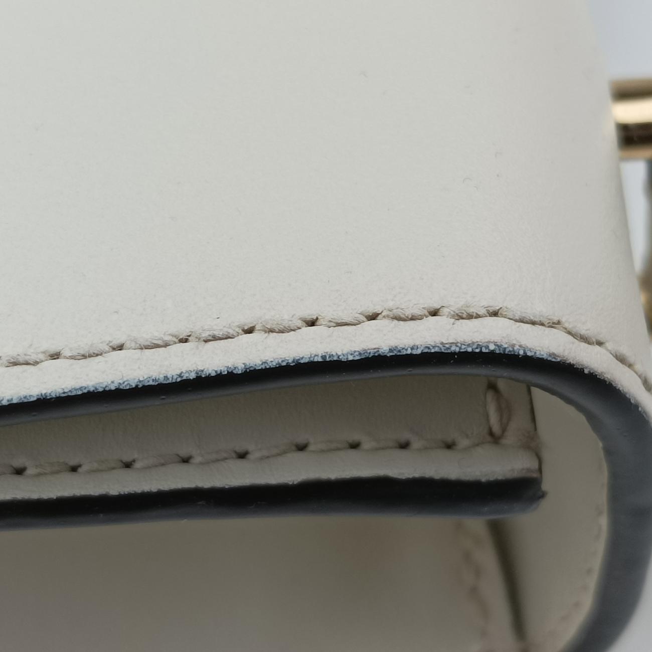 Sylvie white× black× red Leather 421882 I022123214シルヴィ ホワイト×ブラック×レッド レザー 421882 I022123214