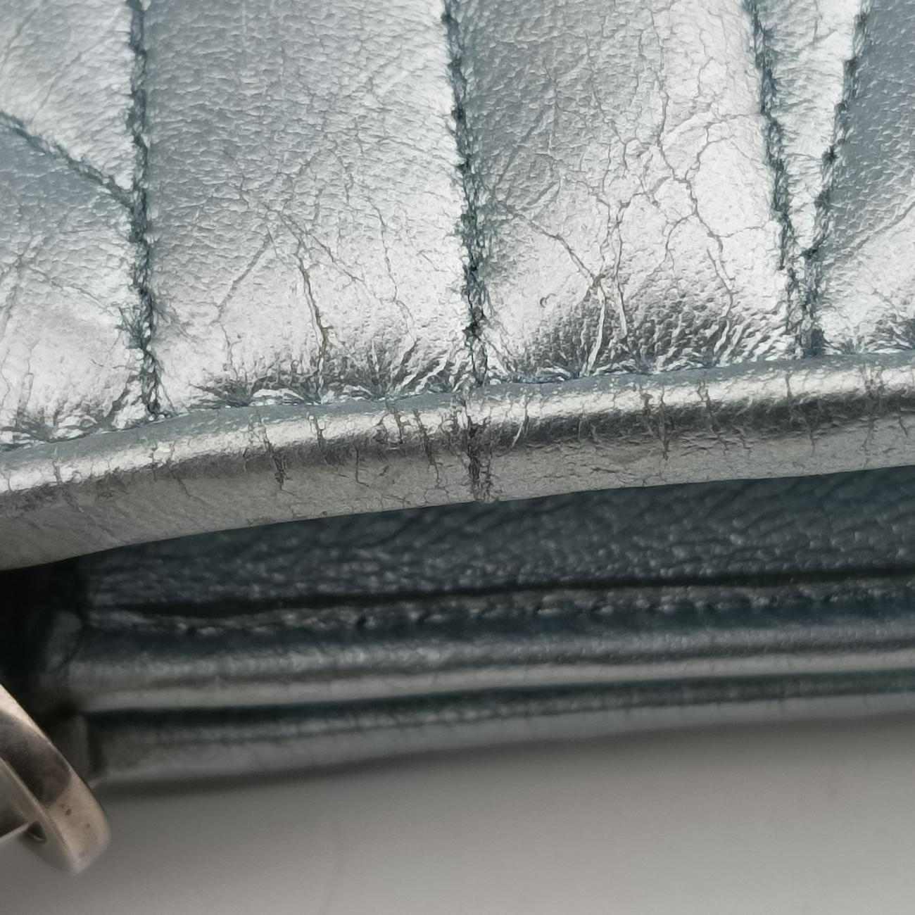 Metallic Nappa Stitching Diagramme Chain Iridescent Silver Leather 107 Fメタリックナッパステッチダイアグラムチェーン イルデセント シルバー レザー 107 F