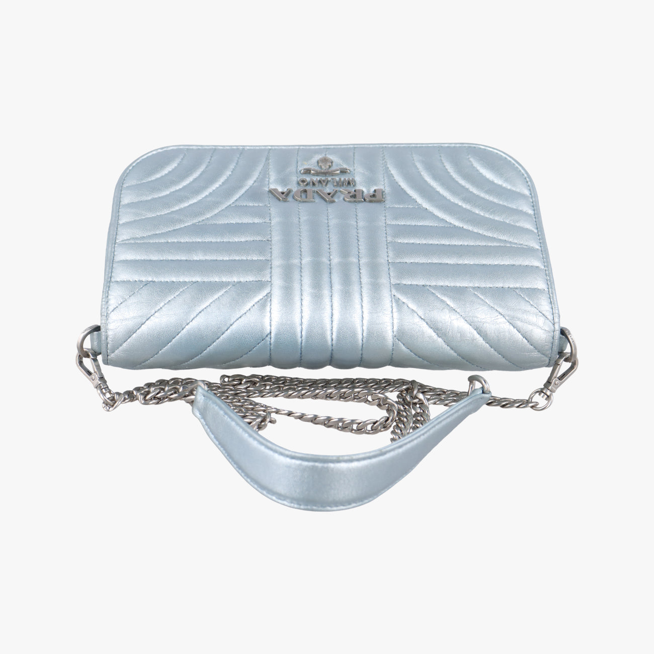 Metallic Nappa Stitching Diagramme Chain Iridescent Silver Leather 107 Fメタリックナッパステッチダイアグラムチェーン イルデセント シルバー レザー 107 F