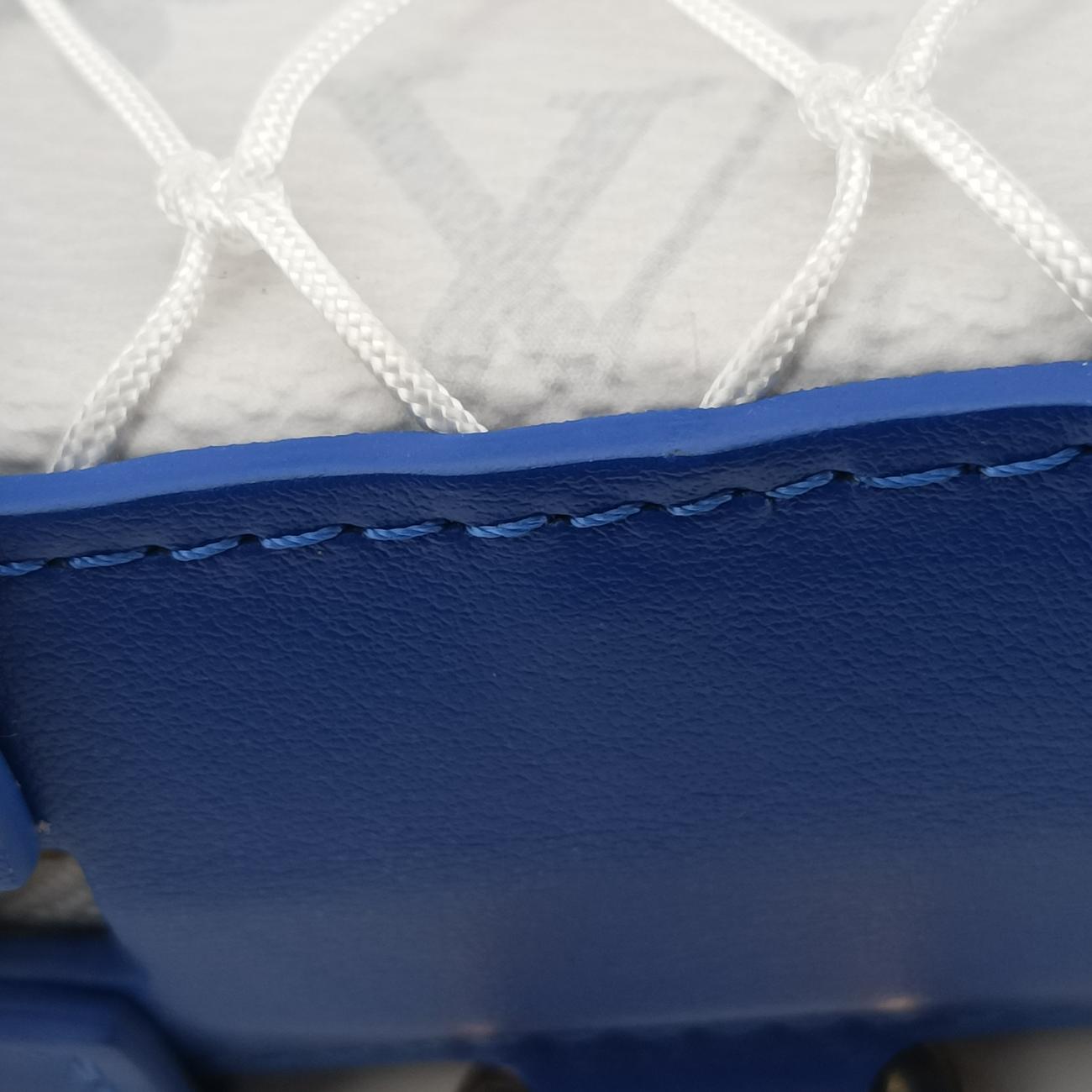 LV x NBA SOFT TRANK PHONE BOX Antarctica x Red x White Monogram Canvas×calf leather M80101 TJ4220 IC ChipLV x NBA ソフトトランク フォーンボックス アンタークティカ×レッド×ホワイト モノグラムキャンバス×カーフレザー M80101 TJ4220 ICチップ