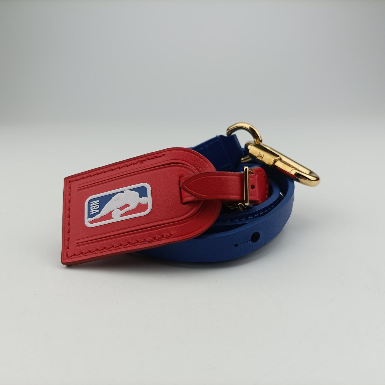 LV x NBA SOFT TRANK PHONE BOX Antarctica x Red x White Monogram Canvas×calf leather M80101 TJ4220 IC ChipLV x NBA ソフトトランク フォーンボックス アンタークティカ×レッド×ホワイト モノグラムキャンバス×カーフレザー M80101 TJ4220 ICチップ