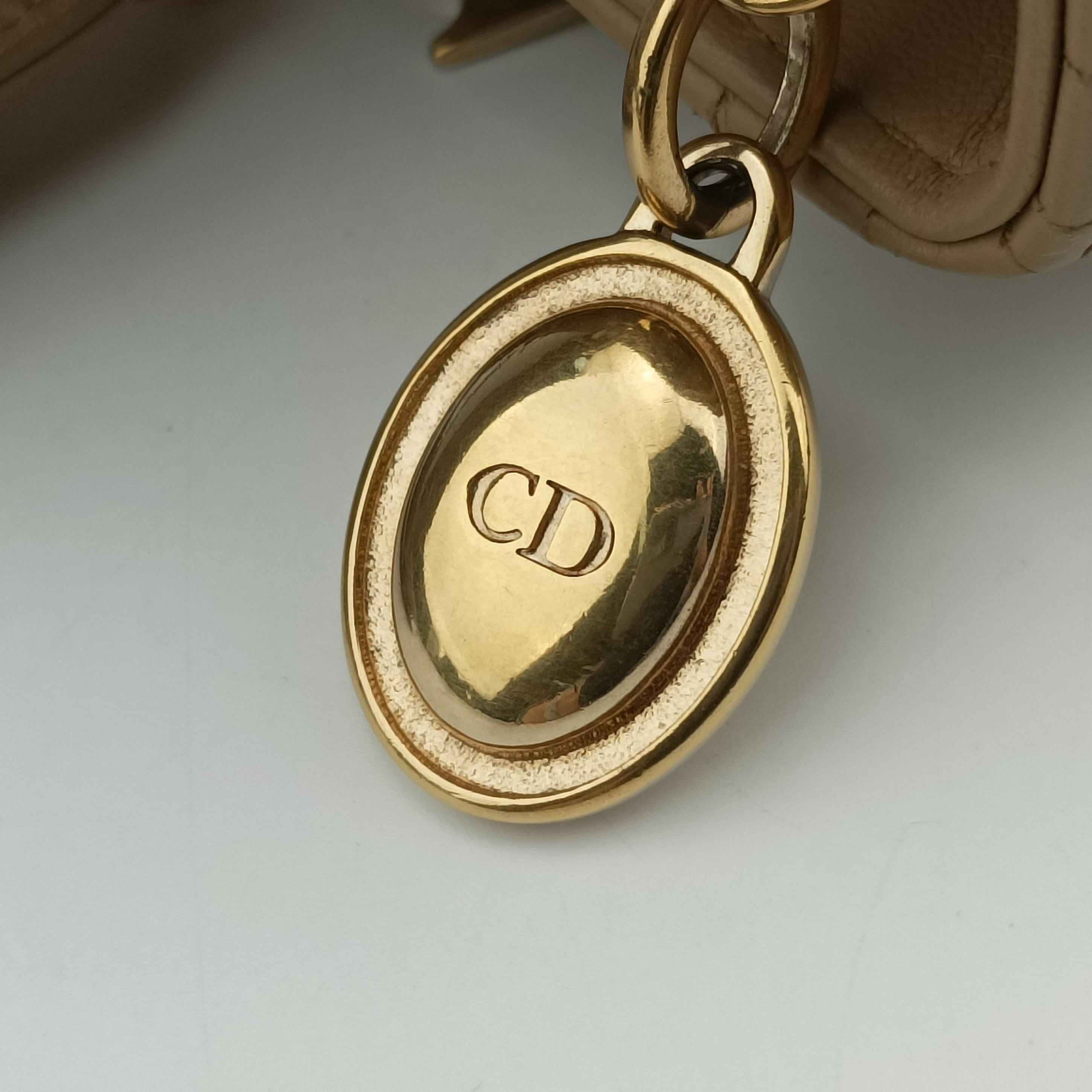 Lady Dior Beige lambskin 08-MA-0112レディディオール ベージュ ラムスキン 08-MA-0112