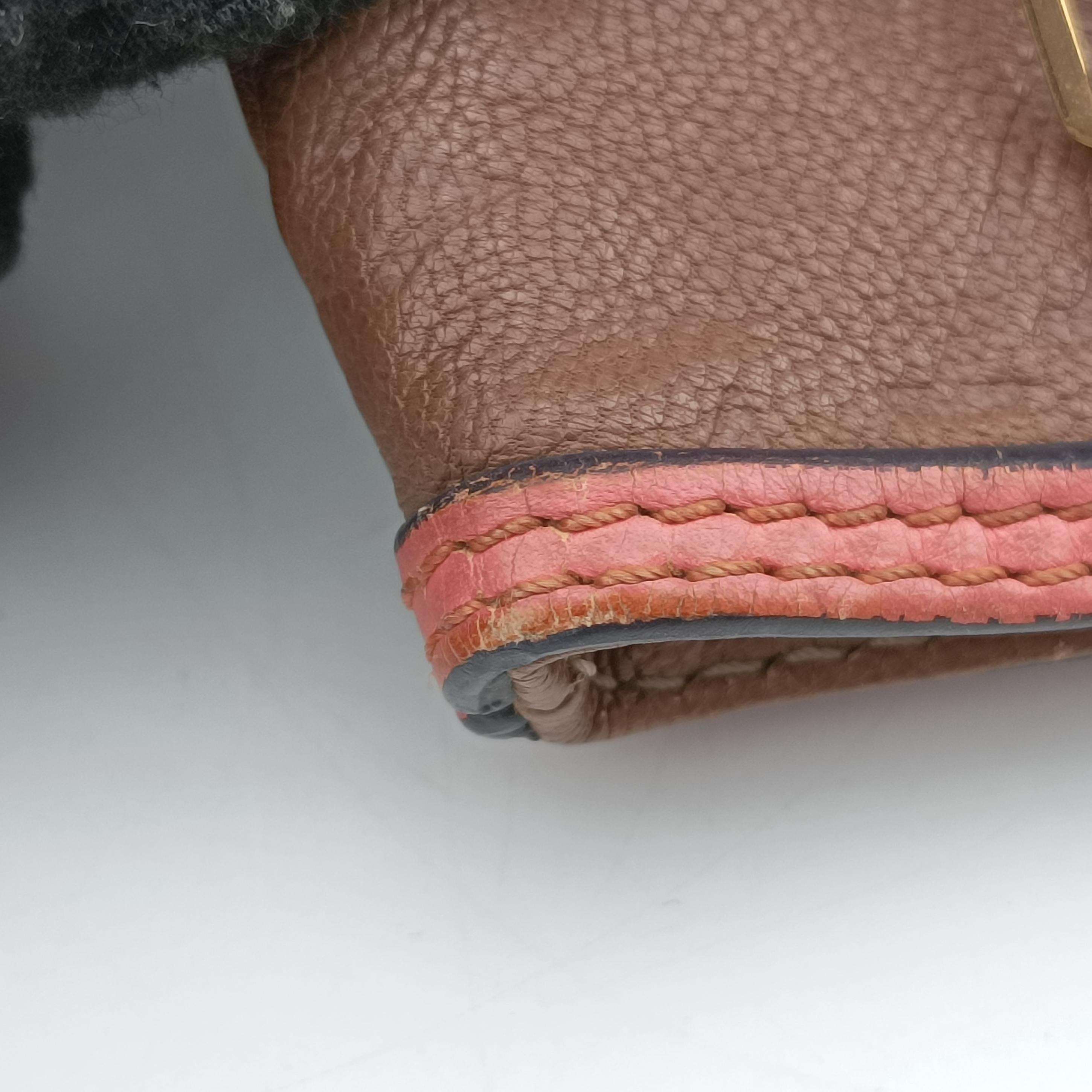 Underground Flat MessengerBrown × PinkLeatherM40369FL0180アンダーグラウンド フラット メッセンジャーブラウン × ピンクレザーM40369FL0180