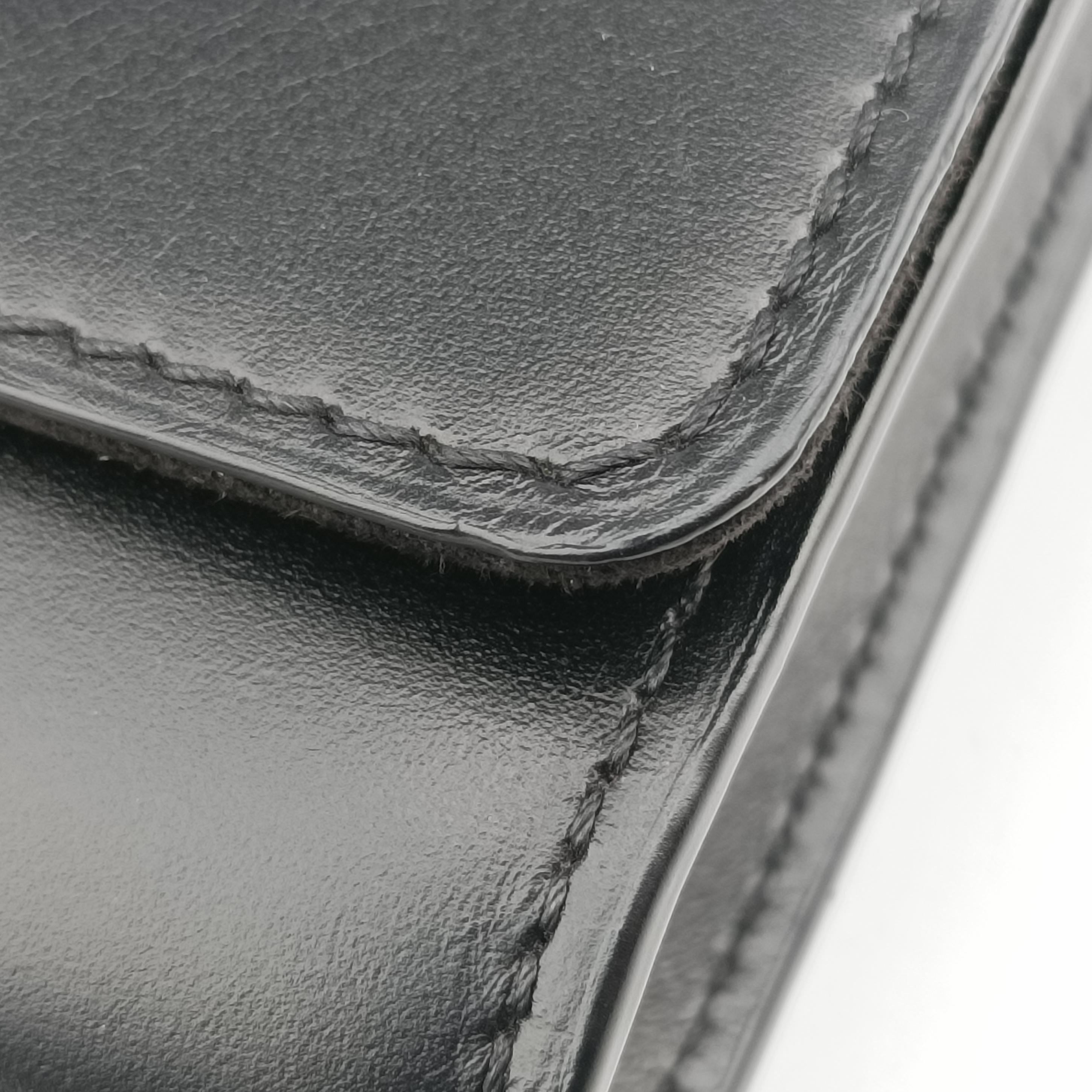 Pochette Louise GM Noir leather M51631 TR0125ポシェット ルイーズGM ノワール レザー M51631 TR0125