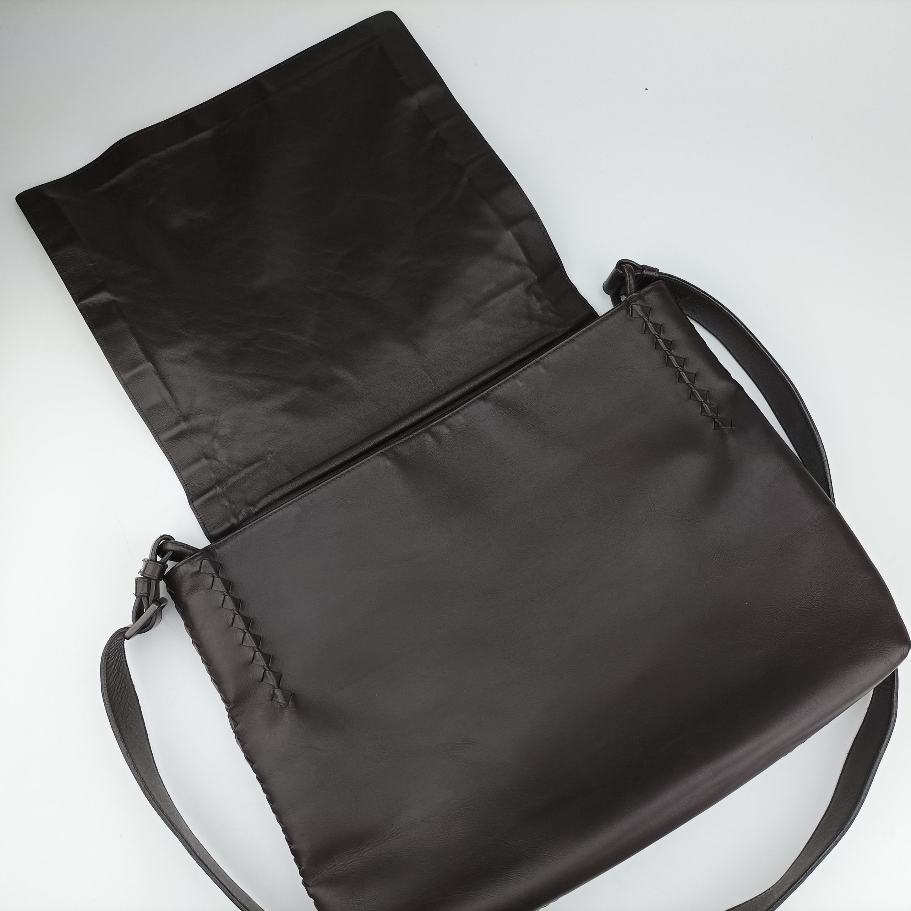 Intrecciato Brown lambskin B00308101Nイントレチャート ブラウン ラムスキン B00308101N