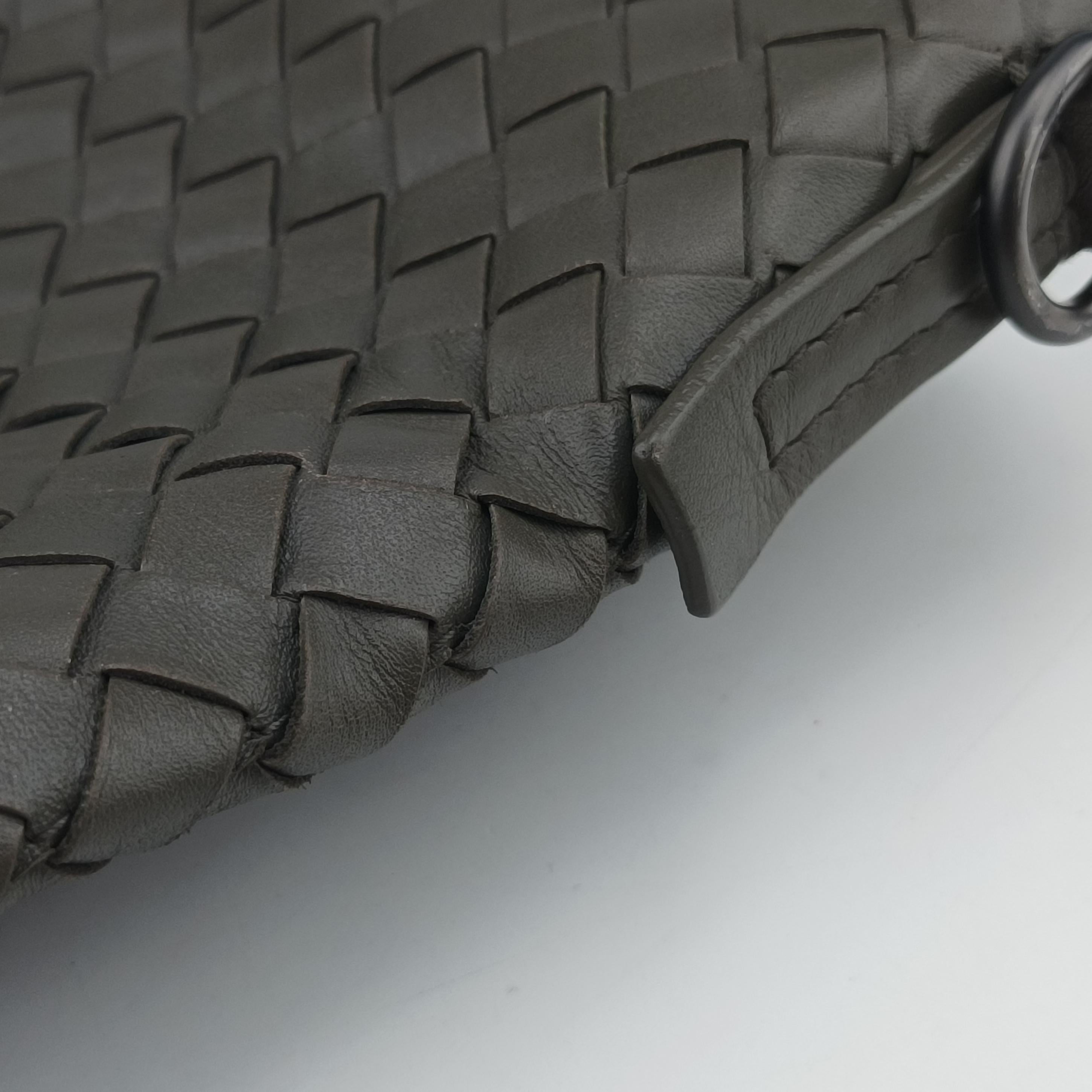 Intrecciato Grey lambskin B01078387Fイントレチャート グレー ラムスキン B01078387F