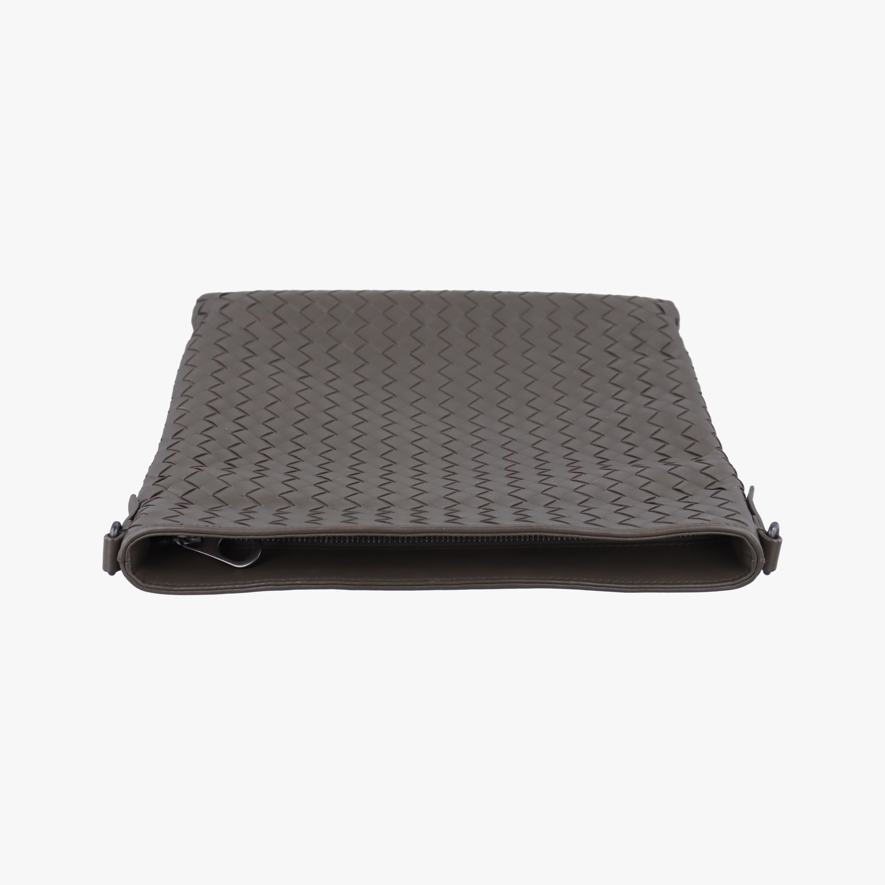 Intrecciato Grey lambskin B01078387Fイントレチャート グレー ラムスキン B01078387F