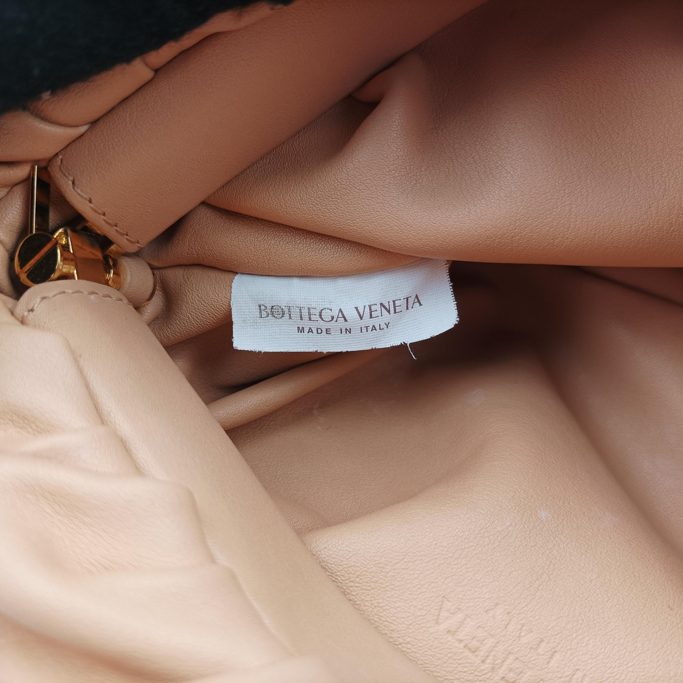 The Chain Pouch Beige lambskin B09713771Dザ チェーン ポーチ ベージュ ラムスキン B09713771D