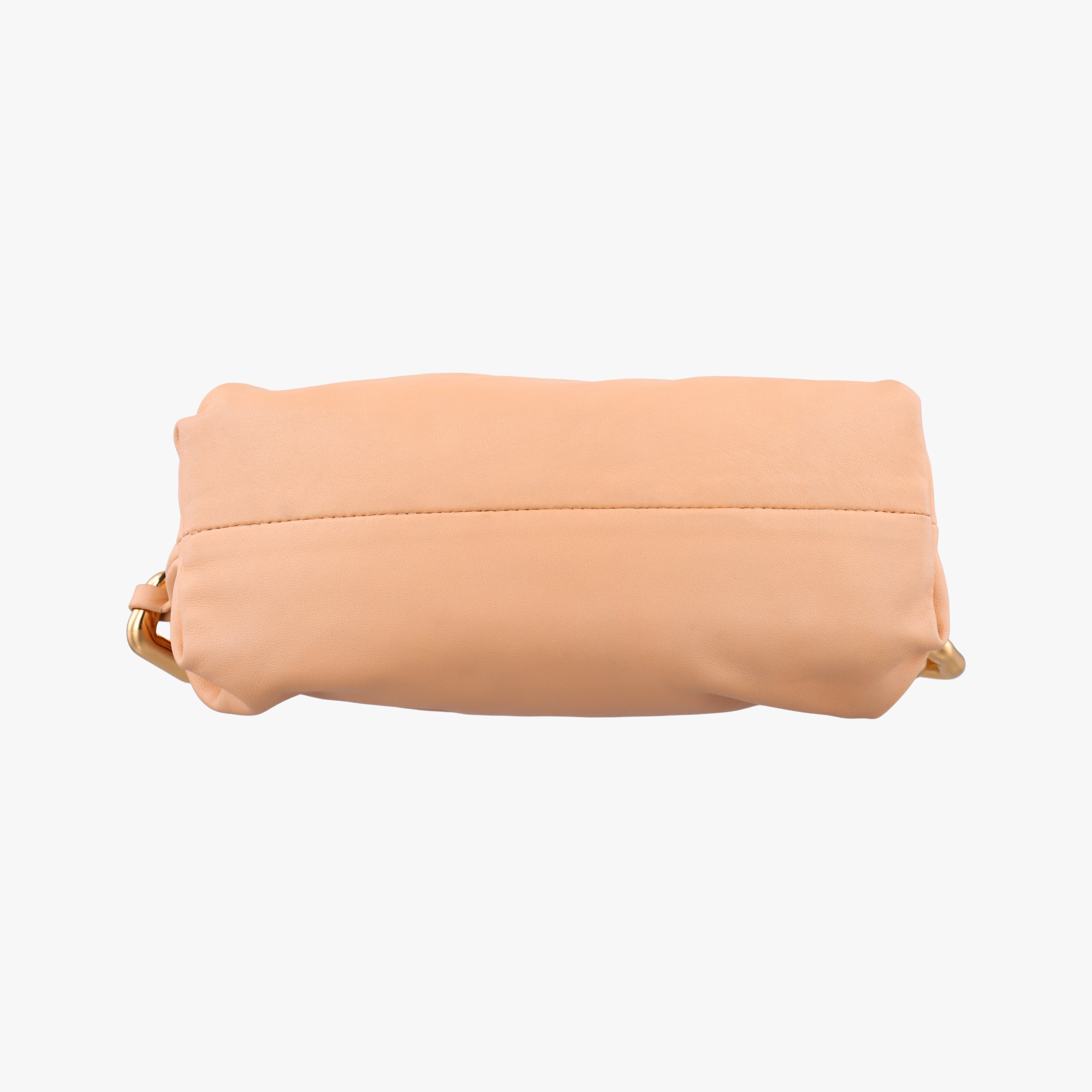 The Chain Pouch Beige lambskin B09713771Dザ チェーン ポーチ ベージュ ラムスキン B09713771D