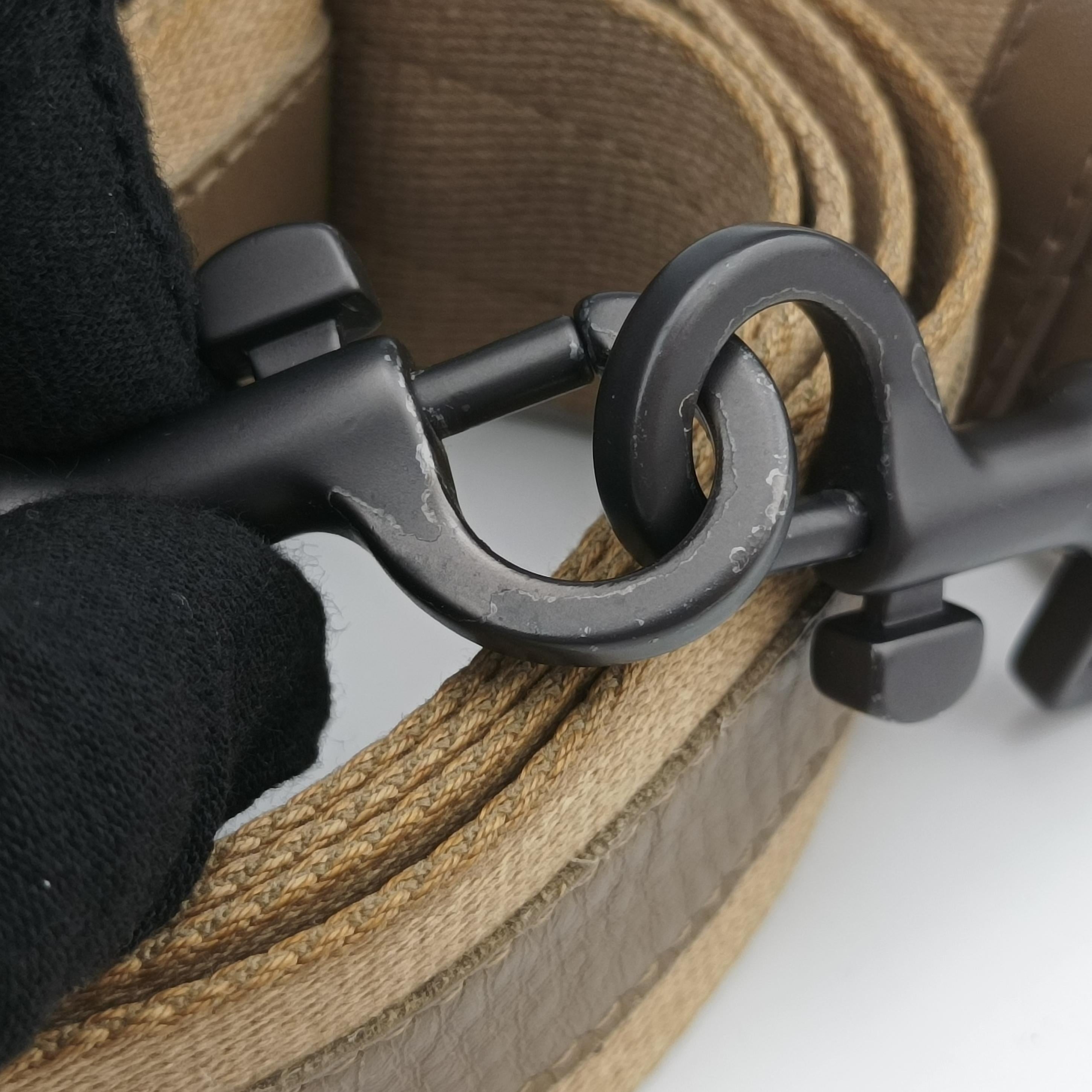 Intrecciato khaki lambskin B01901294Iイントレチャート カーキ ラムスキン B01901294I