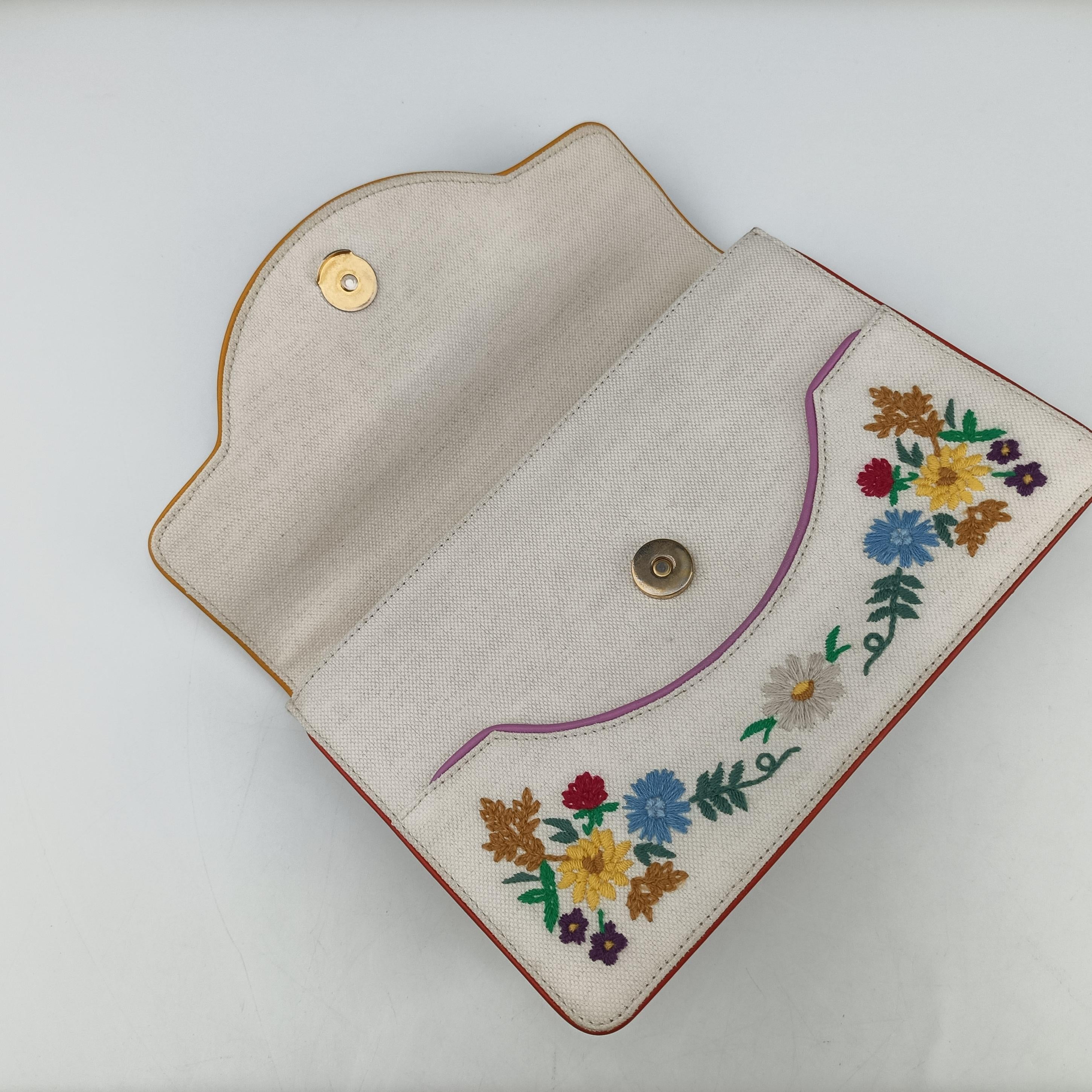 Cotton Linen Floral Cat White Canvas 499617 I023933962コットンリネンフローラルキャット ホワイト キャンバス 499617 I023933962