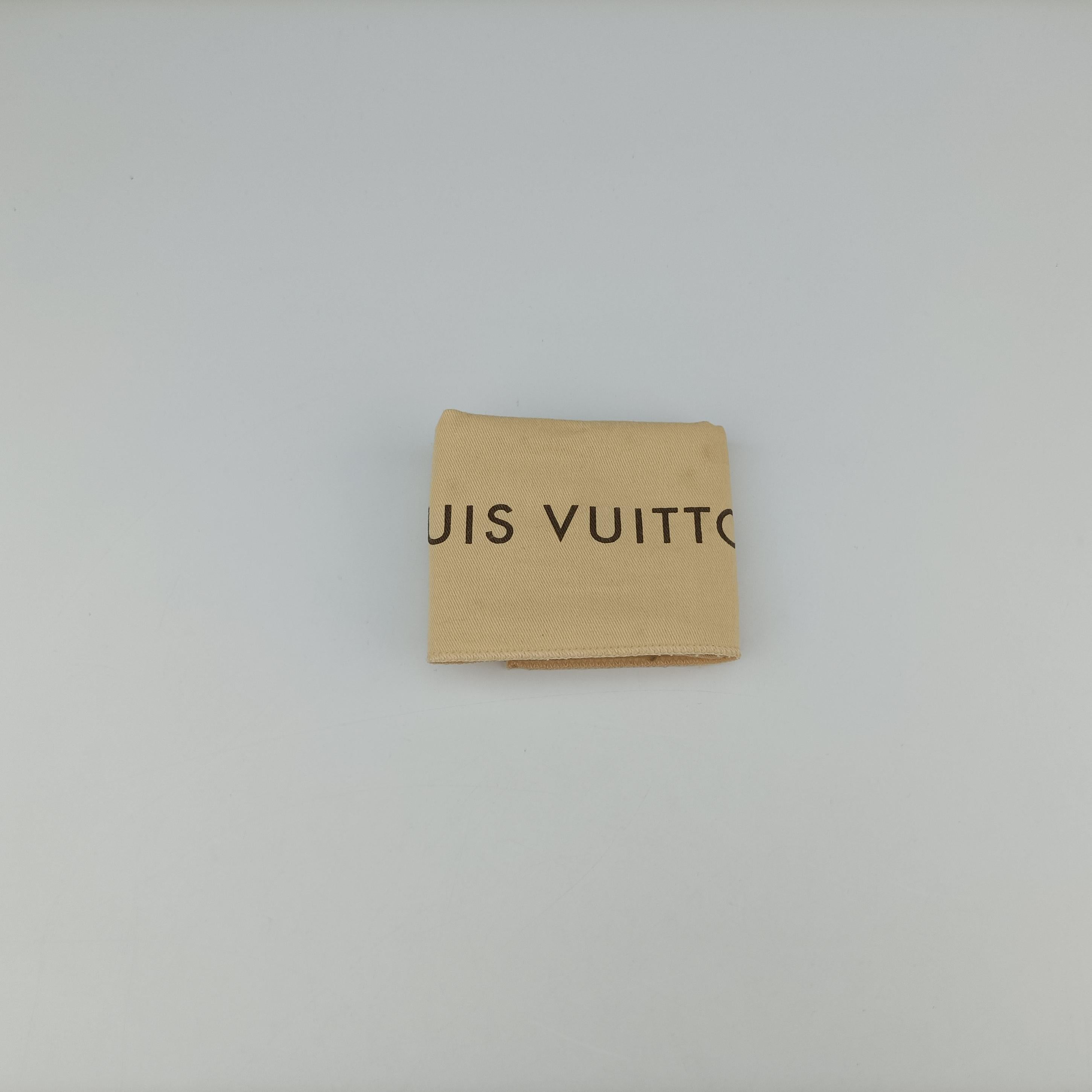 Pochette Louise GM Red leather M94647 PL4114ポシェット ルイーズGM レッド レザー M94647 PL4114