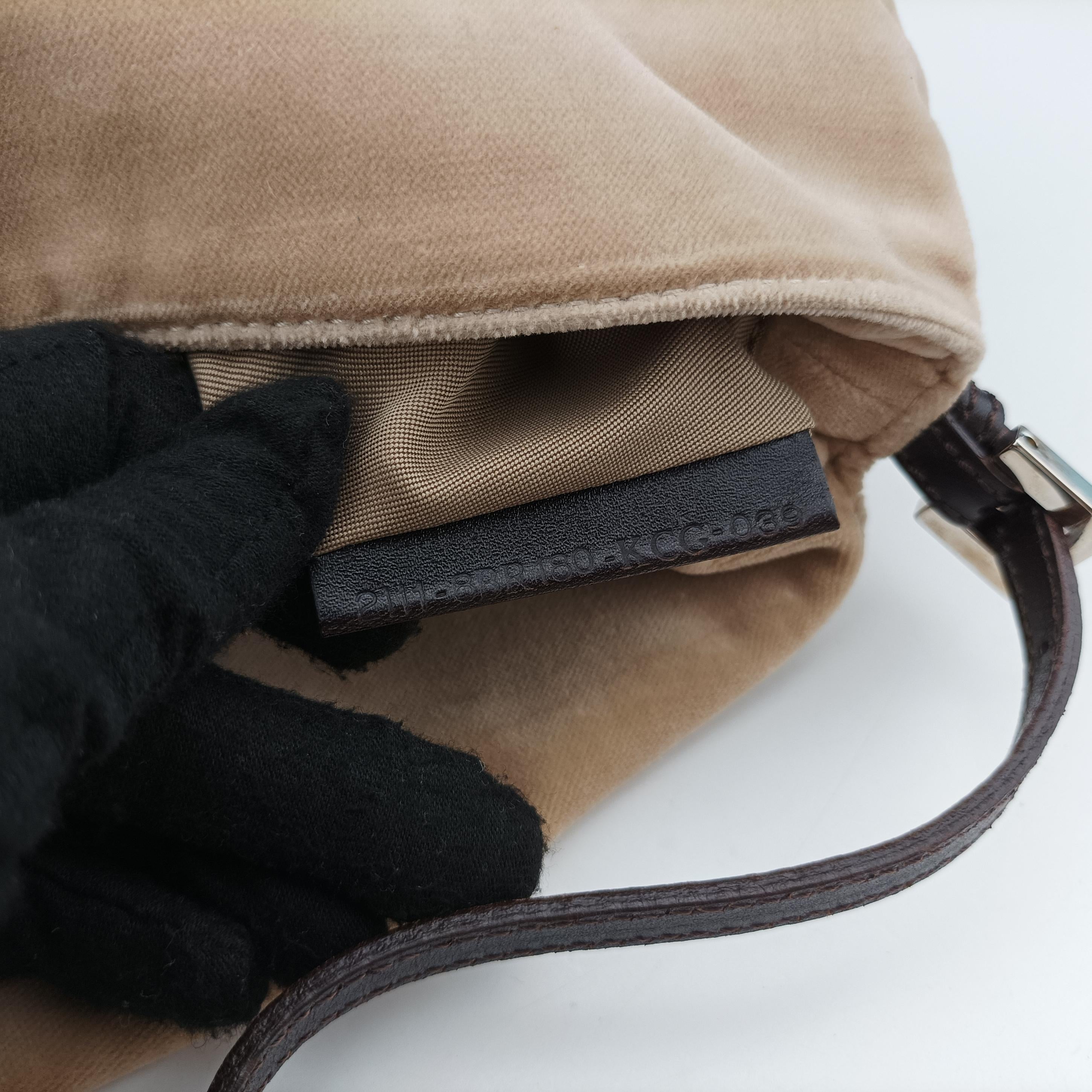 Baguette Beige velour 8BR180 2111-8BR180-KCG-039マンマバケット ベージュ ベロア 8BR180 2111-8BR180-KCG-039