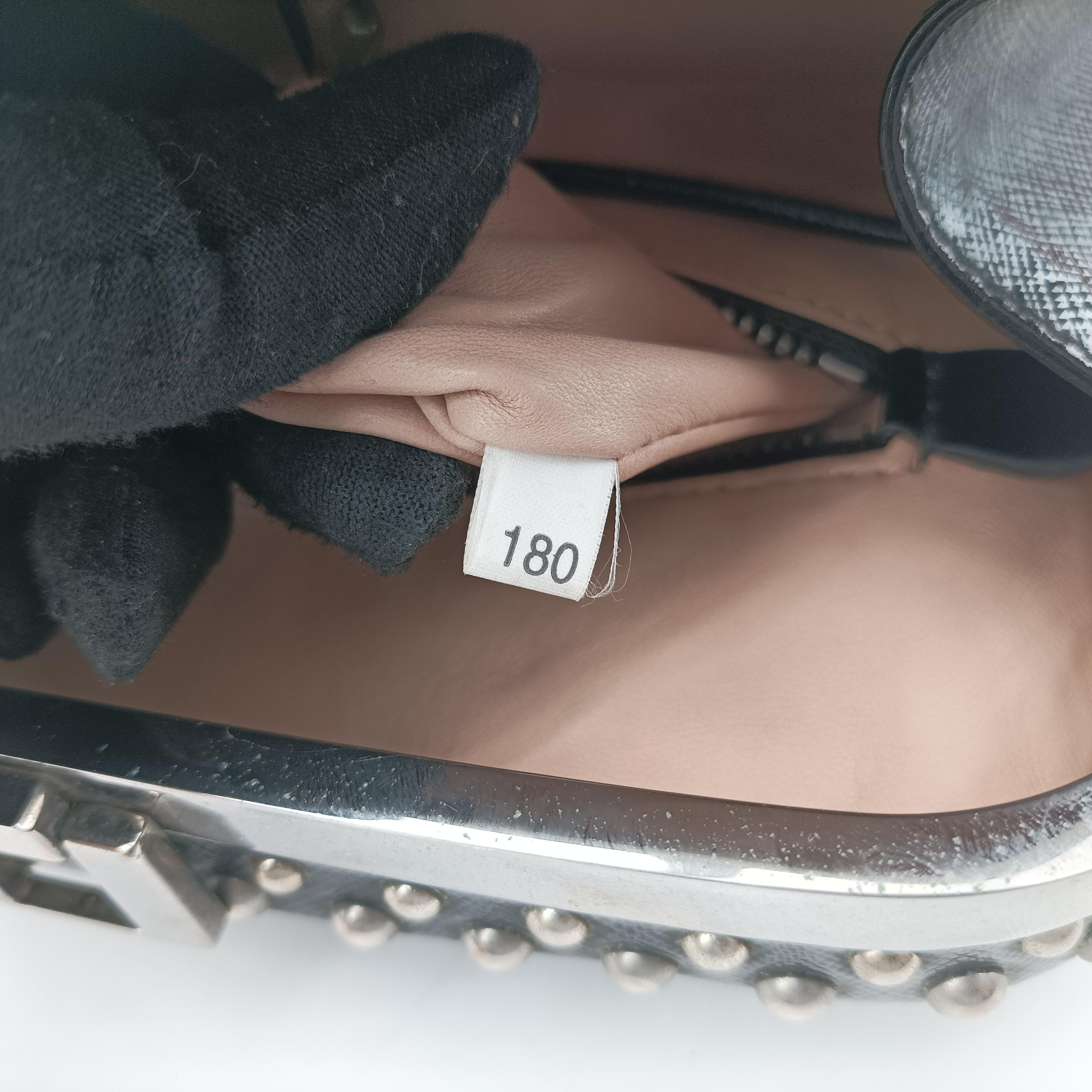 Studs Pyramid Frame Satchel Black Patent 180 8スタッズピラミッドフレームサッチェル ブラック パテント 180 8