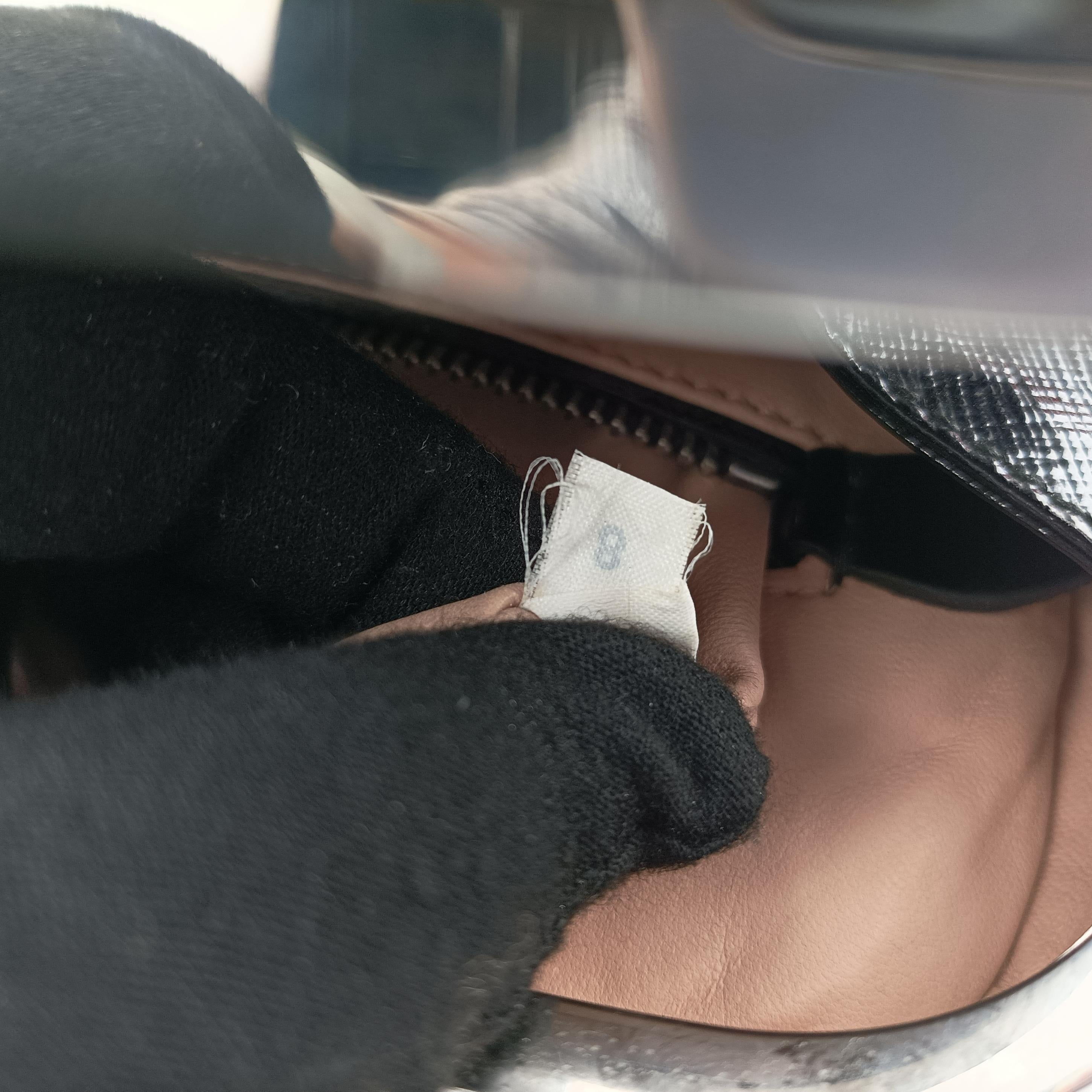 Studs Pyramid Frame Satchel Black Patent 180 8スタッズピラミッドフレームサッチェル ブラック パテント 180 8