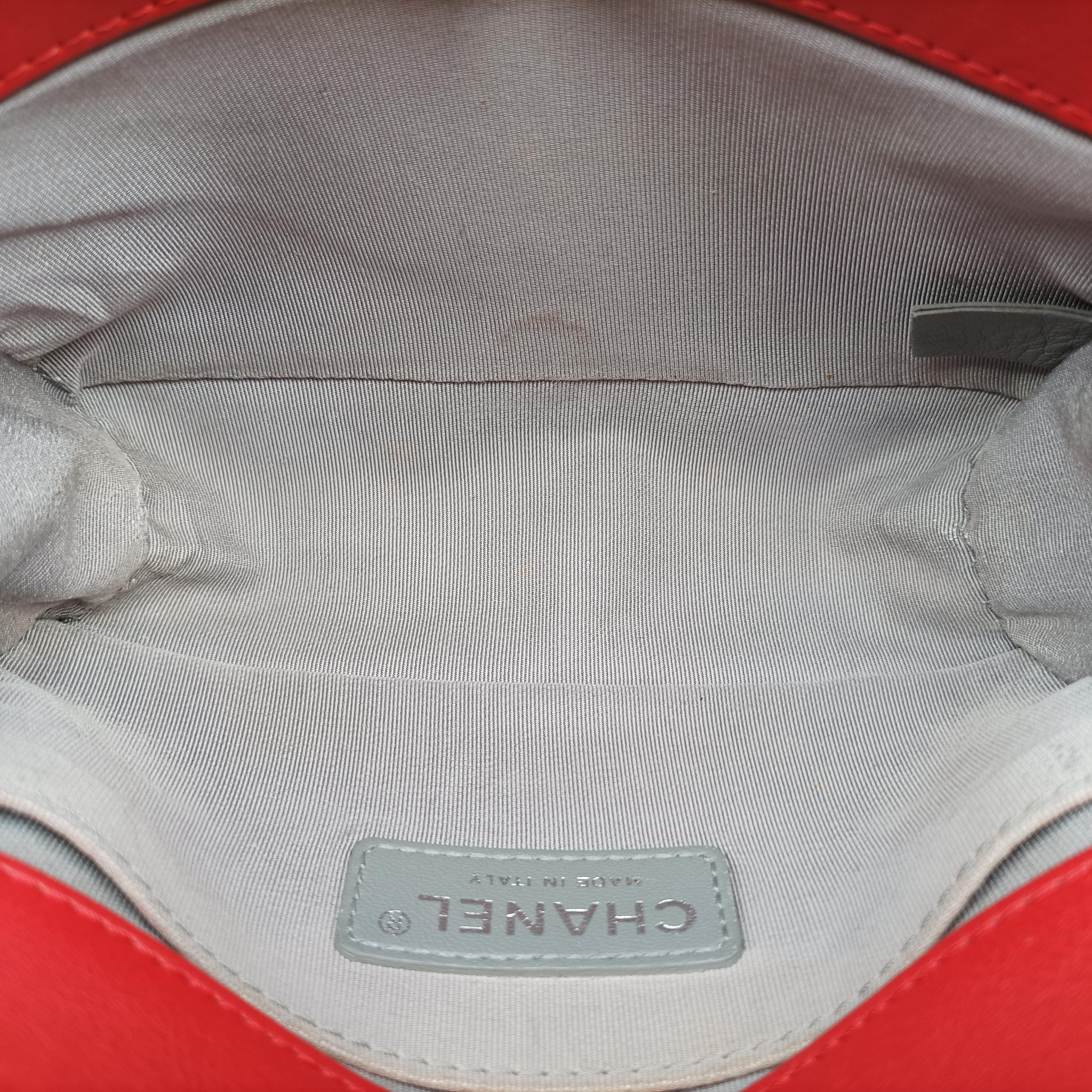 BOY CHANEL Red Leather A92104 18681204ボーイシャネル レッド レザー A92104 18681204