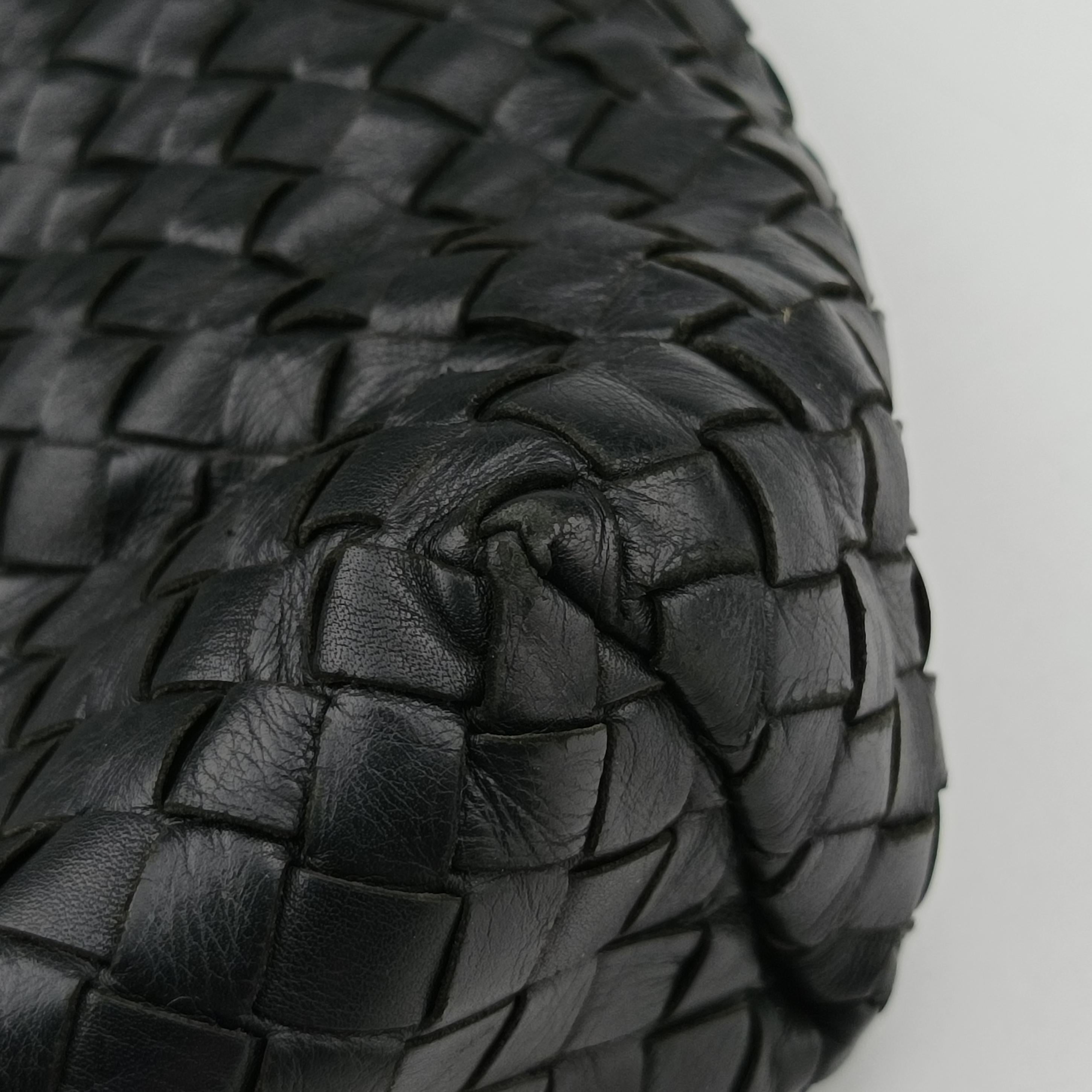 Intrecciato Black lambskin B02437012Eイントレチャート ブラック ラムスキン B02437012E