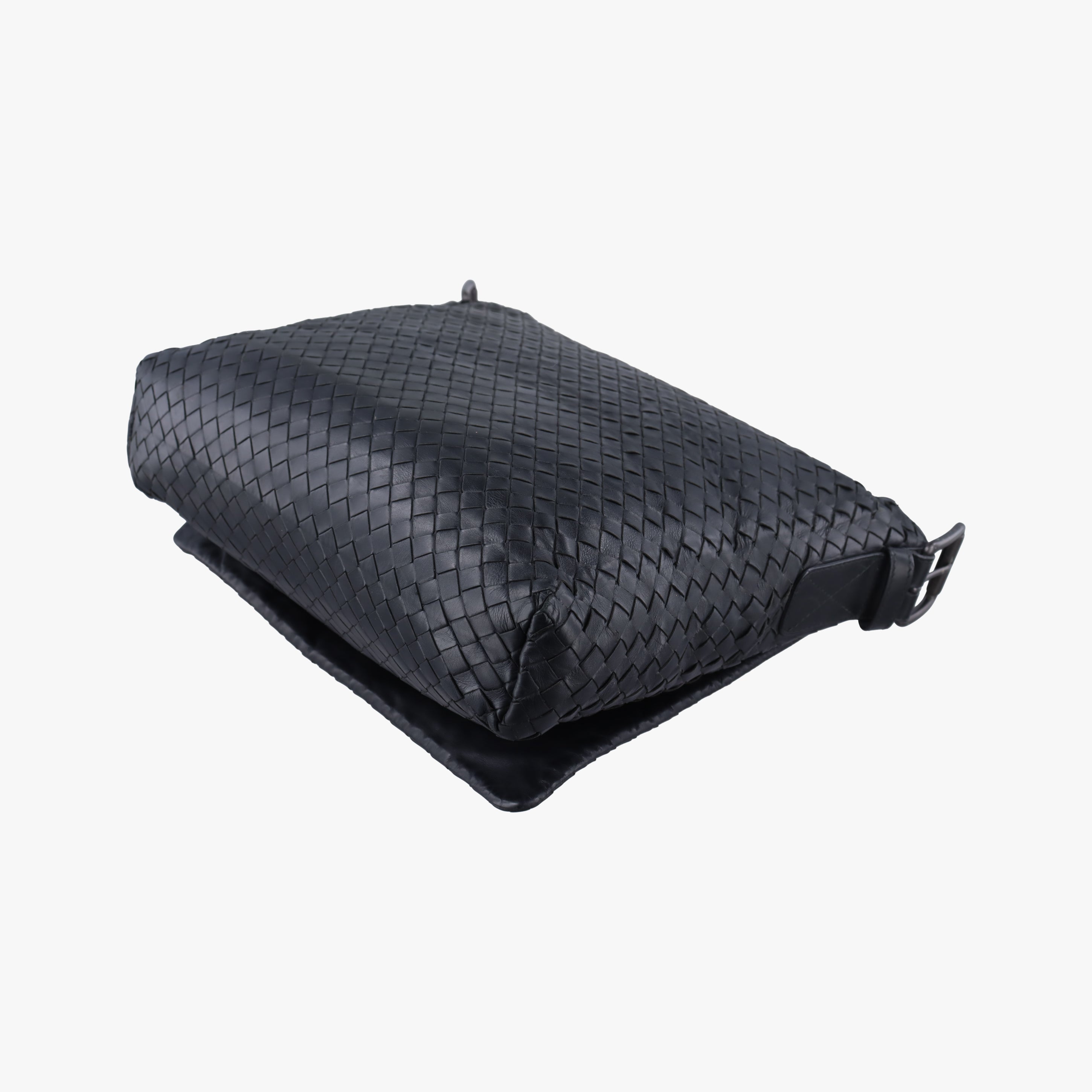 Intrecciato Black lambskin B02437012Eイントレチャート ブラック ラムスキン B02437012E