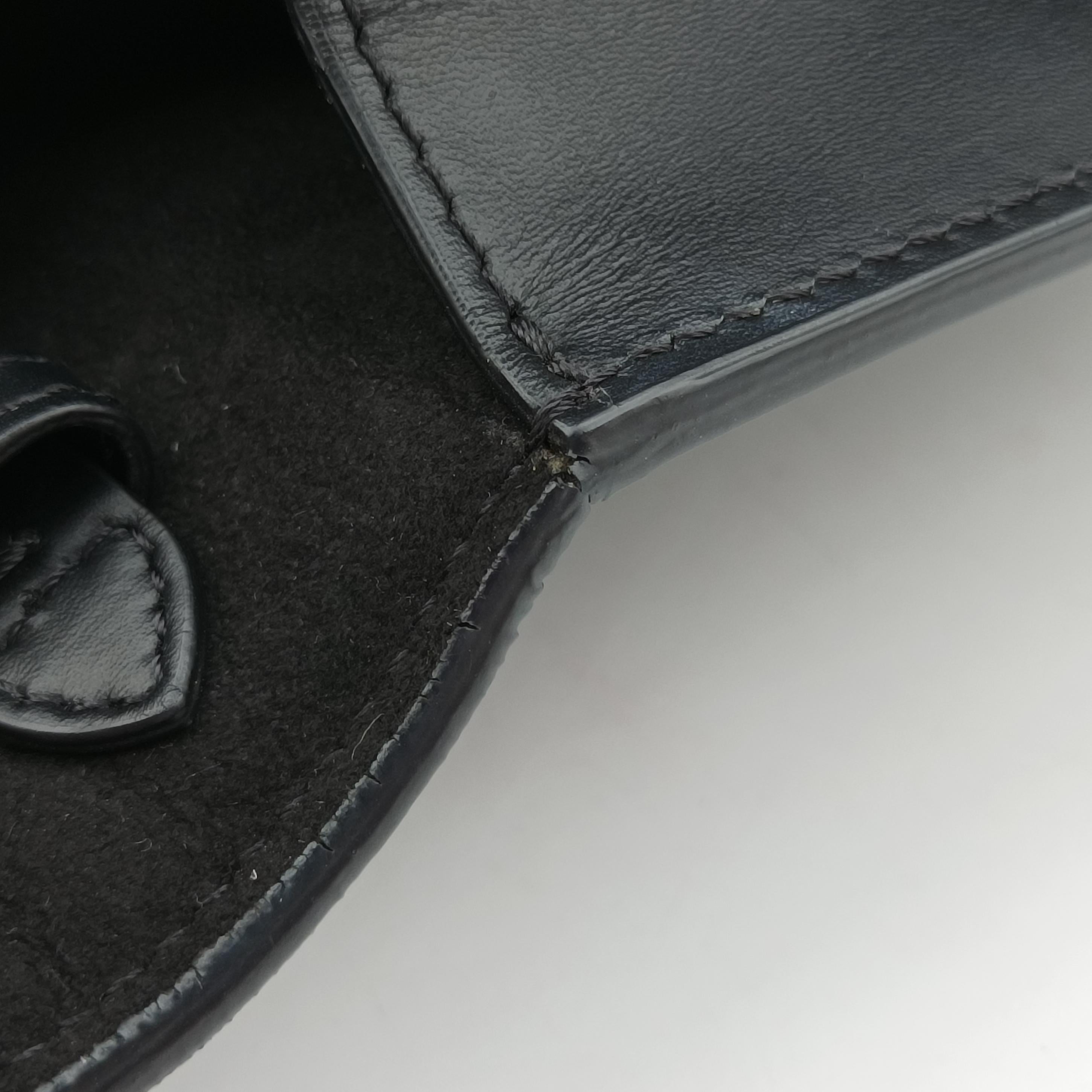 Fab Black Leather 8BT326 8BT326 AA1W 209.0189ファブ ブラック レザー 8BT326 8BT326 AA1W 209.0189