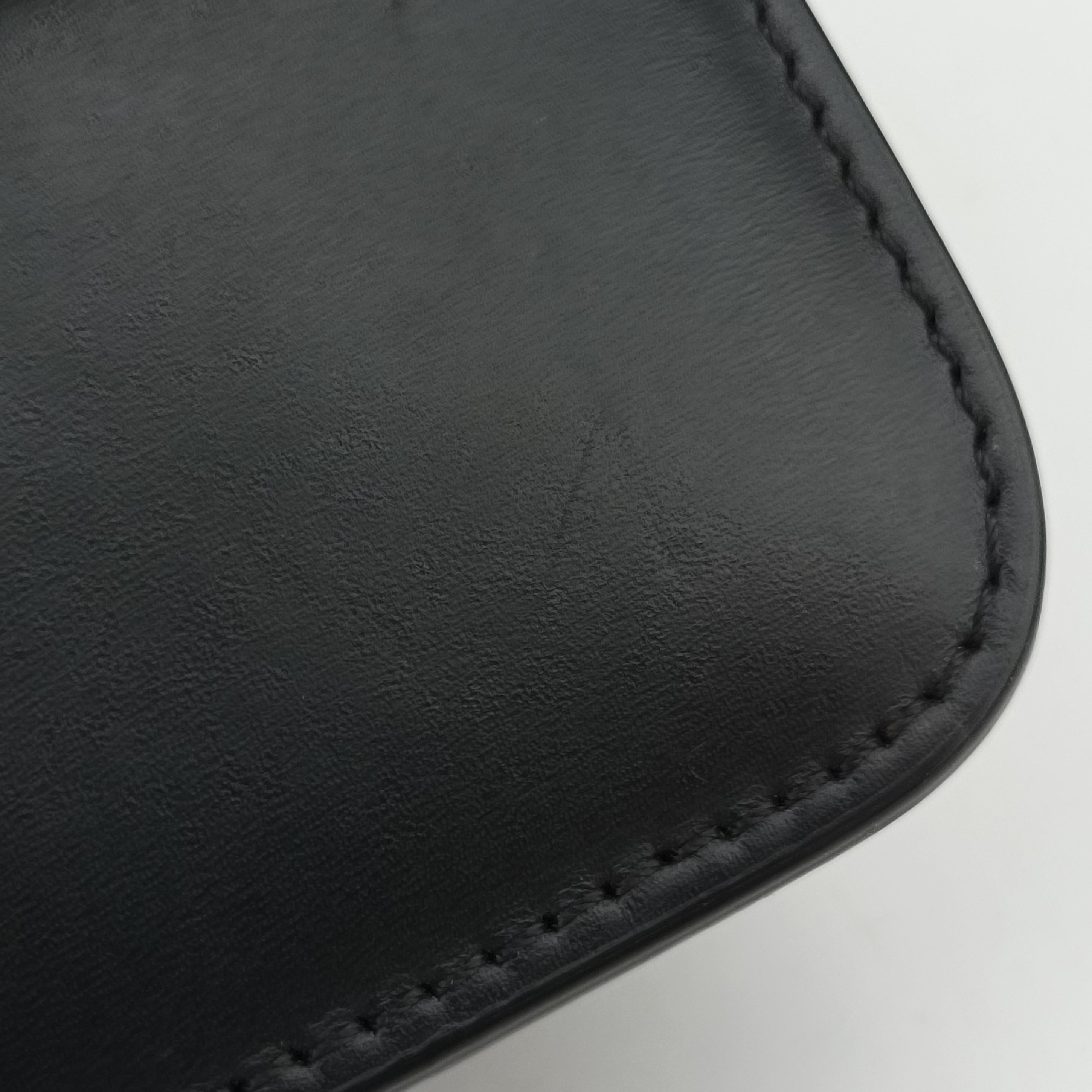 Fab Black Leather 8BT326 8BT326 AA1W 209.0189ファブ ブラック レザー 8BT326 8BT326 AA1W 209.0189