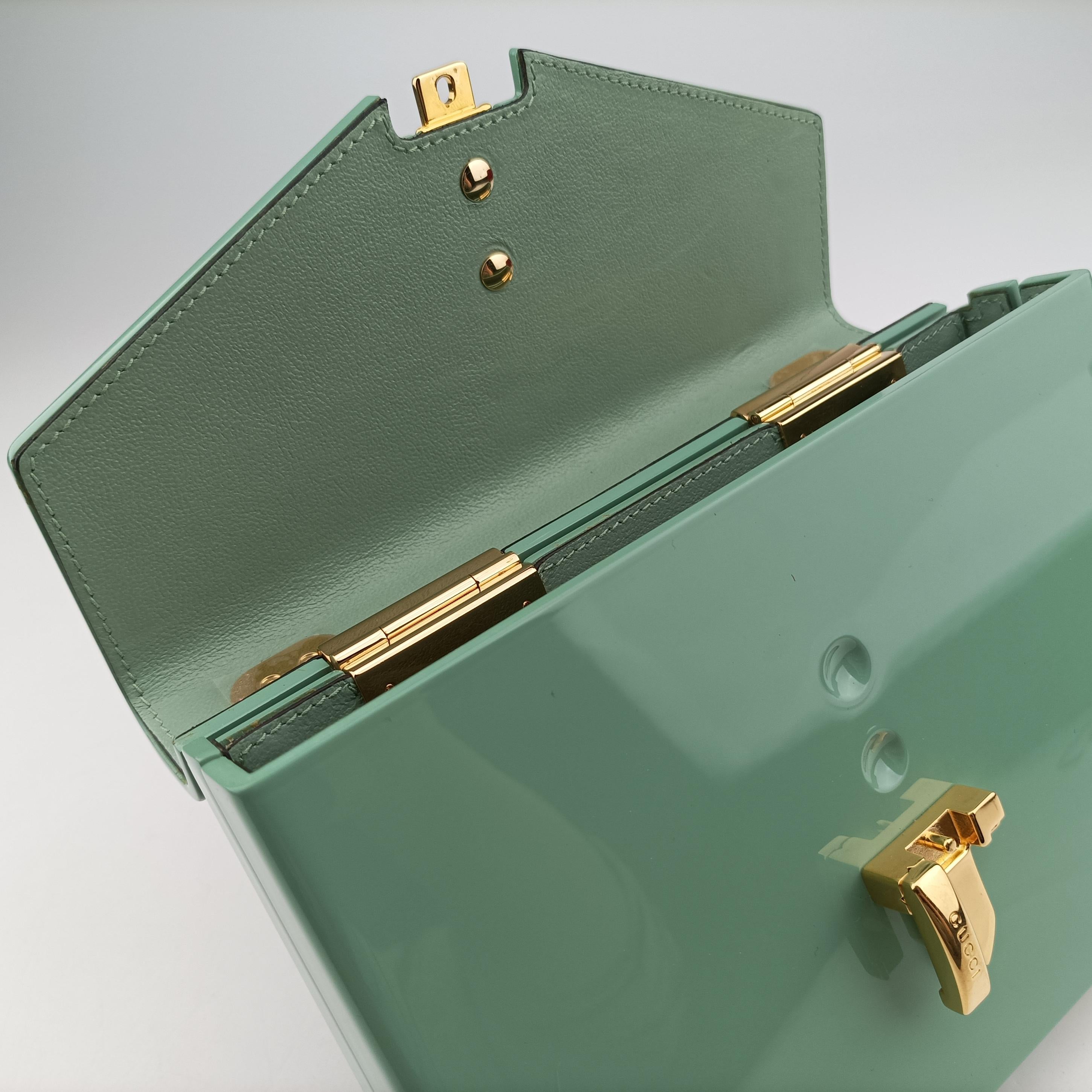 Sylvie 1969 Acrylic Mini Hand Green Acrylic 589482 F030029249シルヴィ1969アクリルミニハンド グリーン アクリル 589482 F030029249