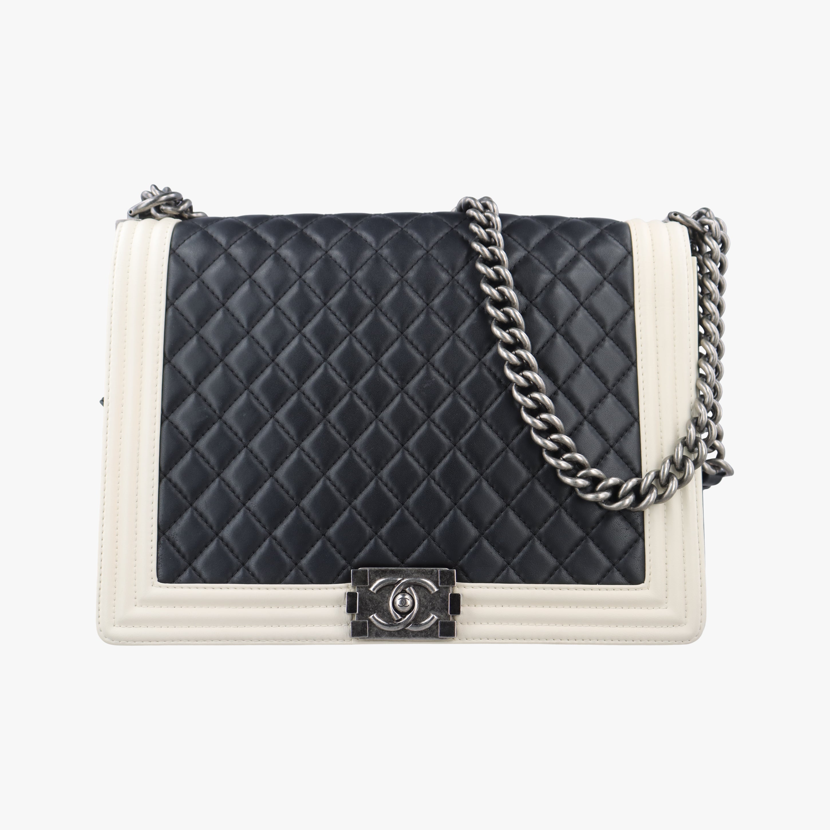 BOY CHANEL Black×beige Leather A67087 17949885ボーイシャネル ブラック×ベージュ レザー A67087 17949885