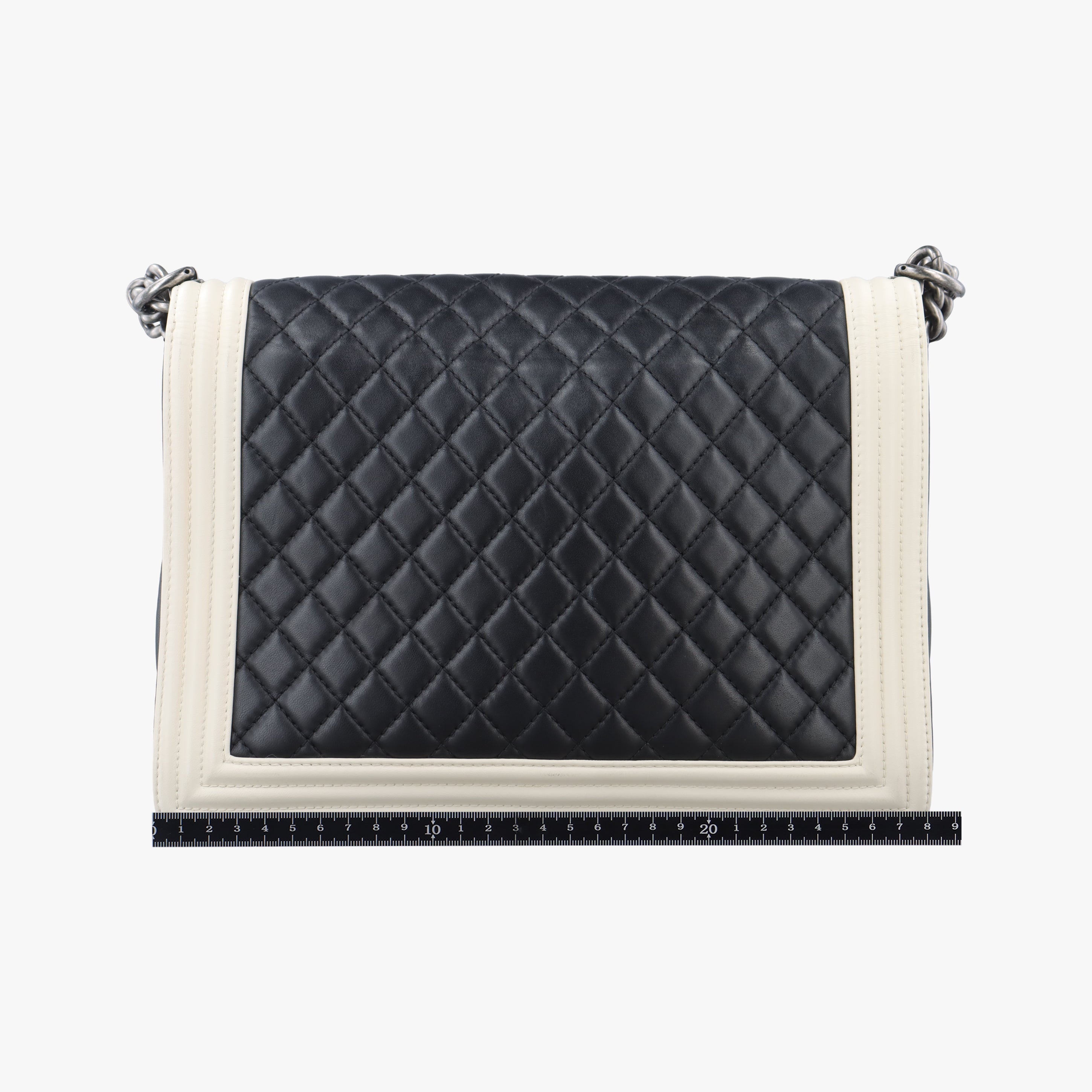 BOY CHANEL Black×beige Leather A67087 17949885ボーイシャネル ブラック×ベージュ レザー A67087 17949885