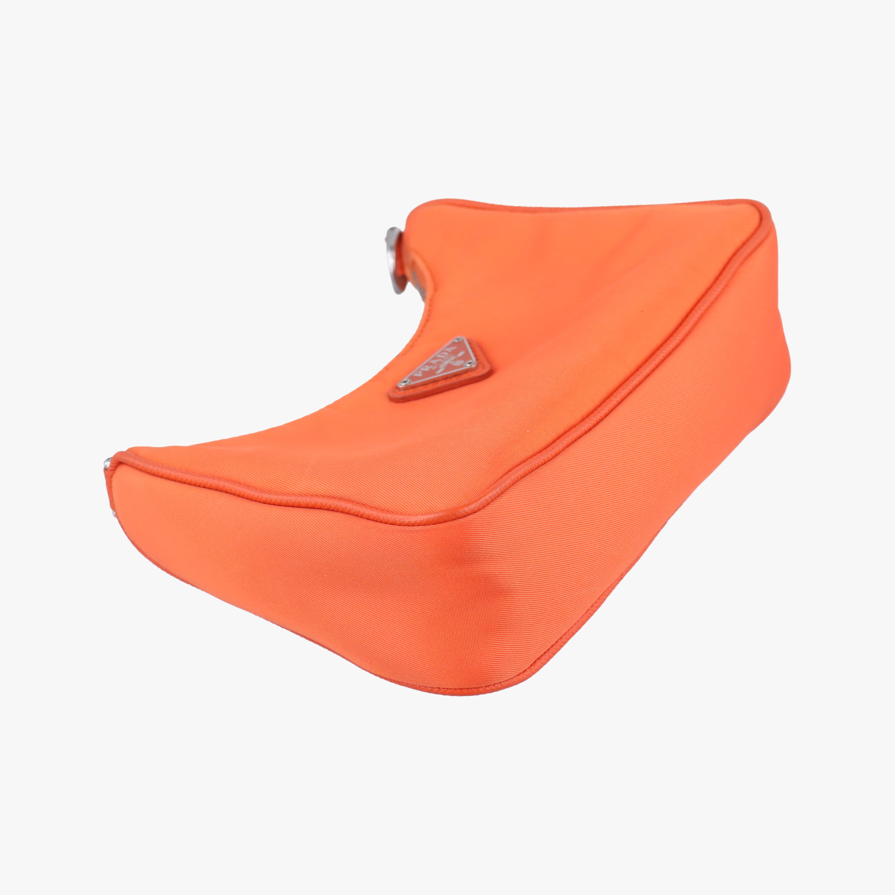 Triangle Logo Orange nylon 1TT122 42トライアングルロゴ オレンジ ナイロン 1TT122 42