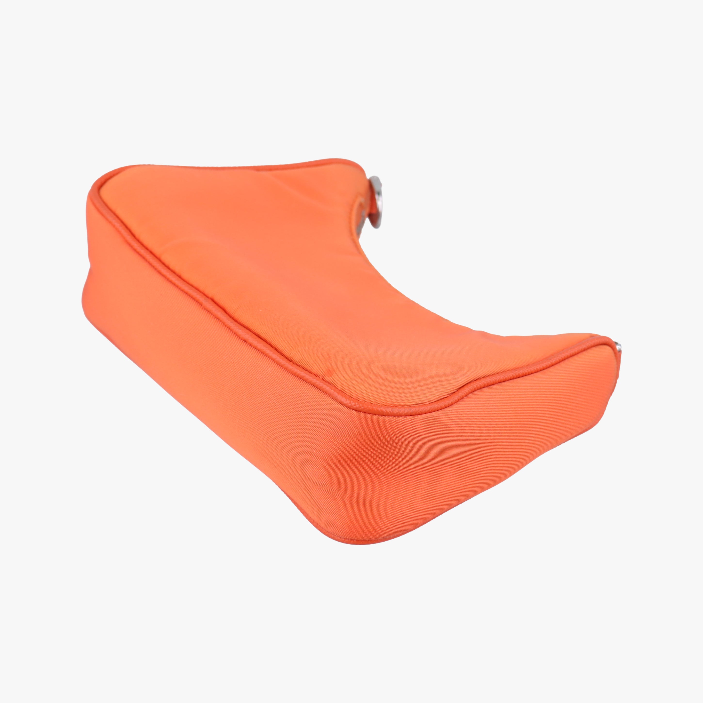 Triangle Logo Orange nylon 1TT122 42トライアングルロゴ オレンジ ナイロン 1TT122 42