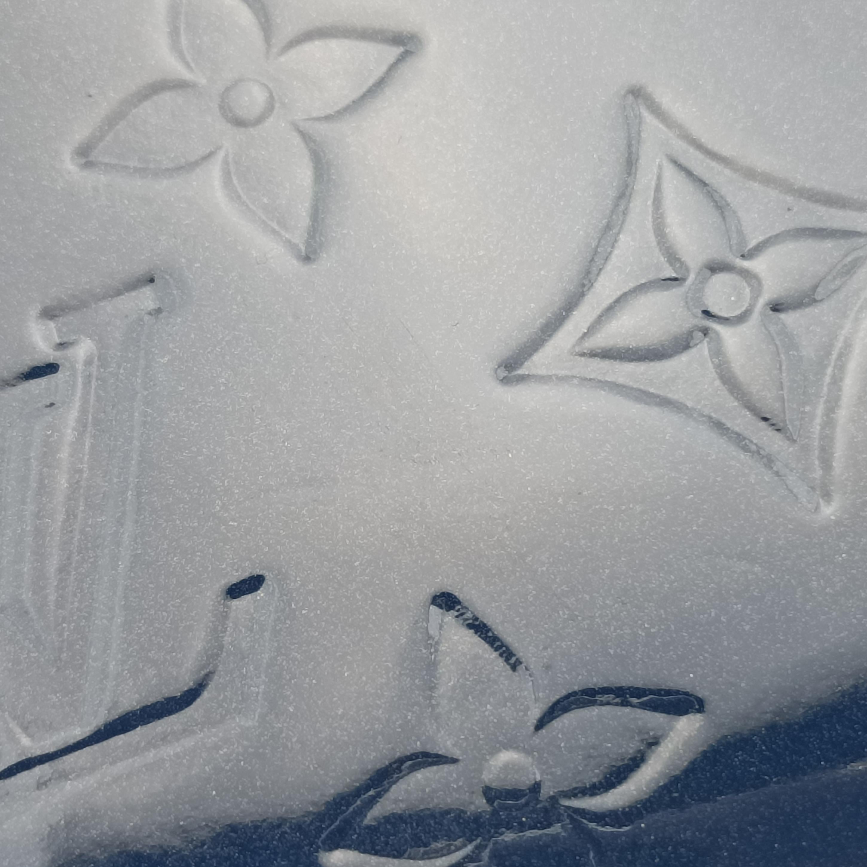 Clutch Ana Granblue Vernis M90094 Lot number unknownクラッチ アナ グランブルー ヴェルニ M90094 製番不明