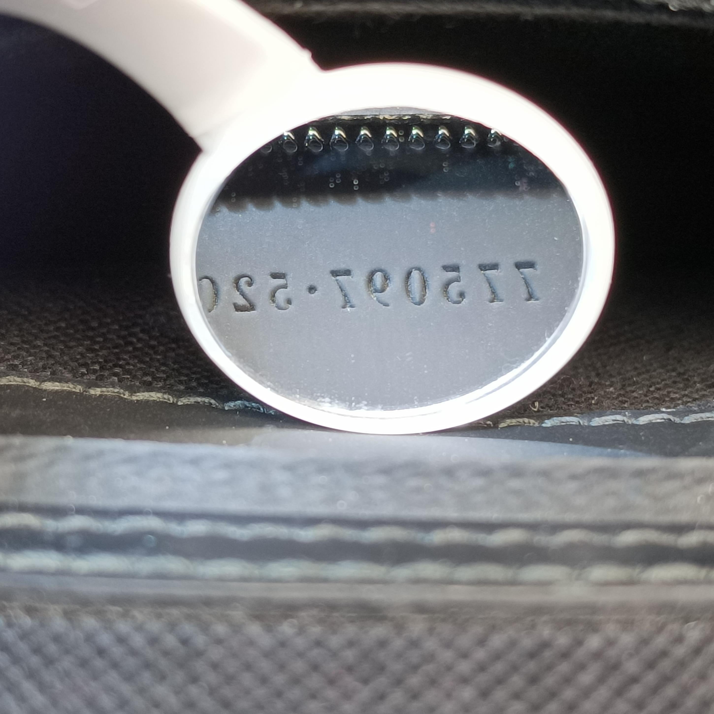 Rubber Effect Black Leather 775097 I042051141ラバーエフェクト ブラック レザー 775097 I042051141