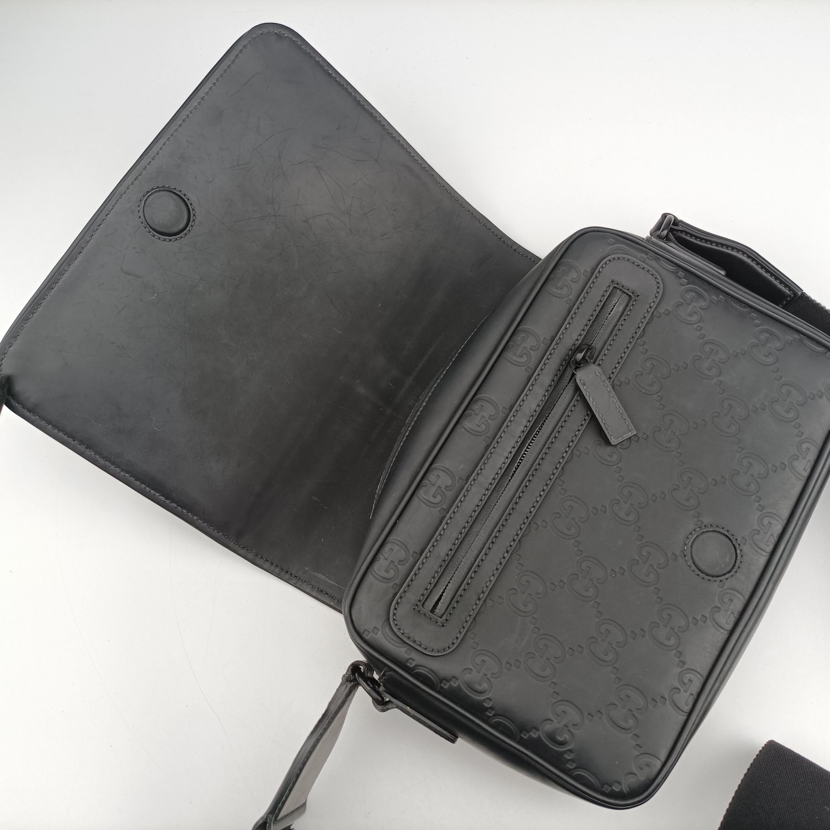 Rubber Effect Black Leather 775097 I042051141ラバーエフェクト ブラック レザー 775097 I042051141