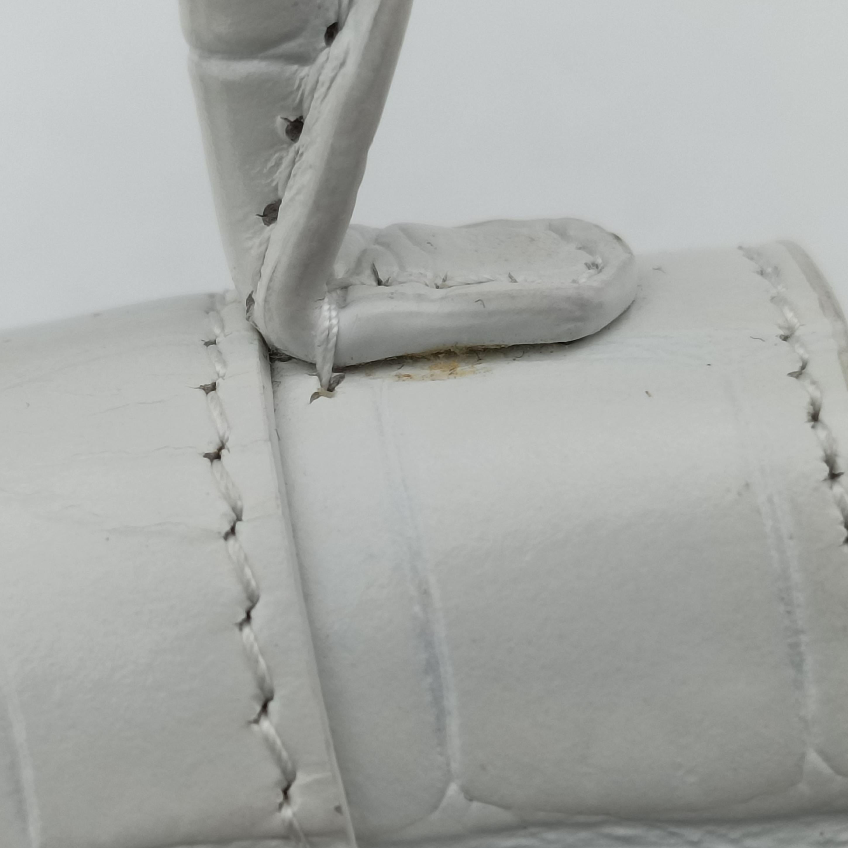 Hourglass Mini White leather 637372.9016.T.584046アワーグラス ミニ ホワイト レザー 637372.9016.T.584046