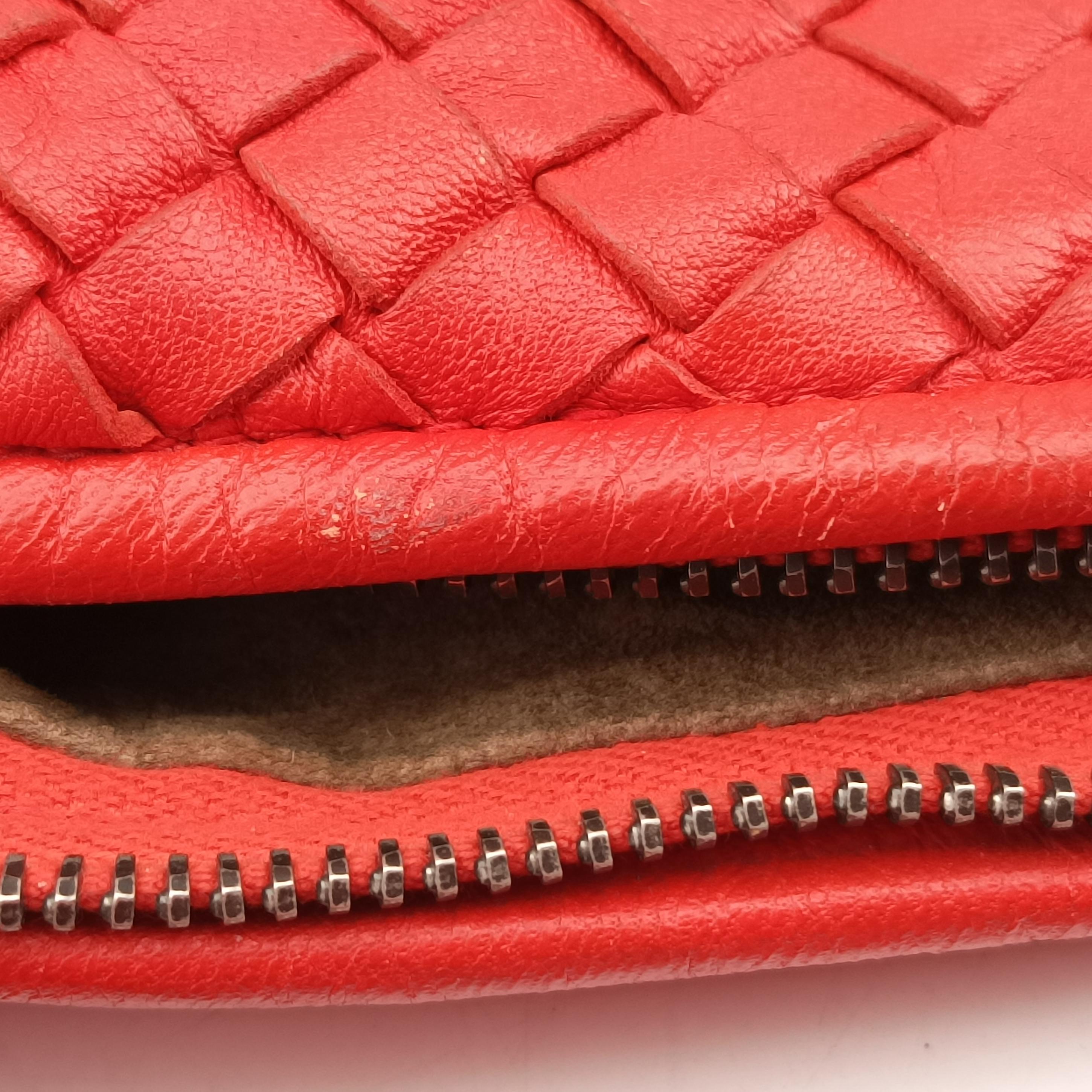 Intrecciato Red lambskin B00012586Nイントレチャート レッド ラムスキン B00012586N