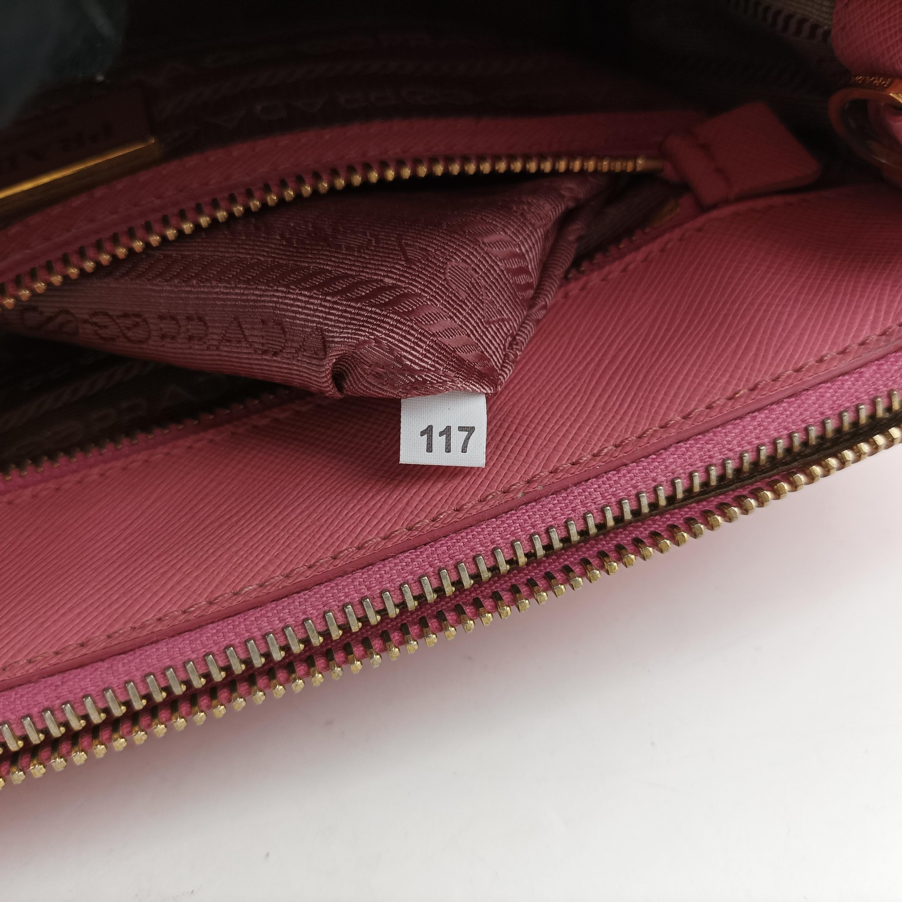 Galleria Pink SAFFIANO Leather BN2316 117ガレリア ピンク サフィアーノレザー BN2316 117