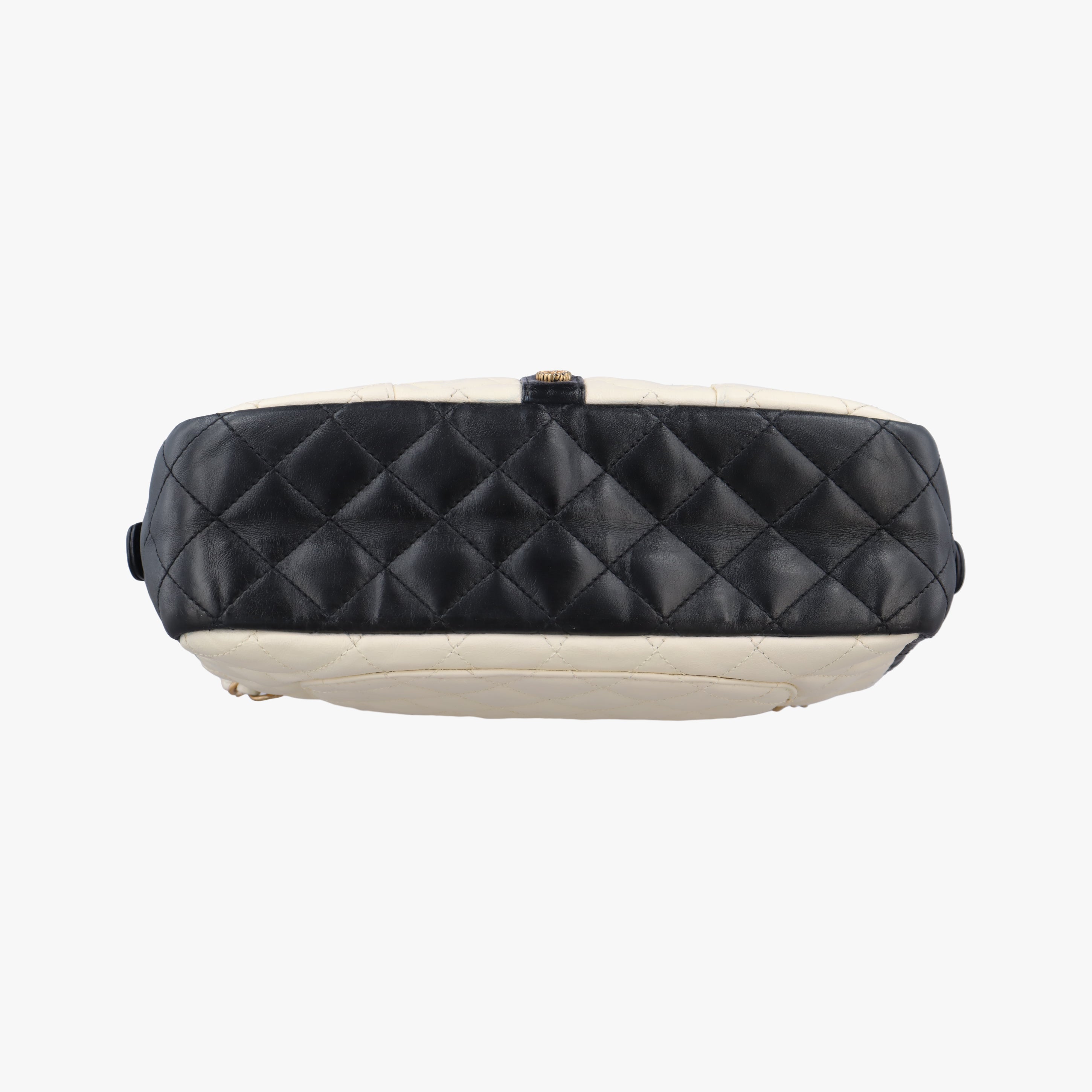 Girl White x Black Leather A91407 23392087ガール ホワイト×ブラック レザー A91407 23392087