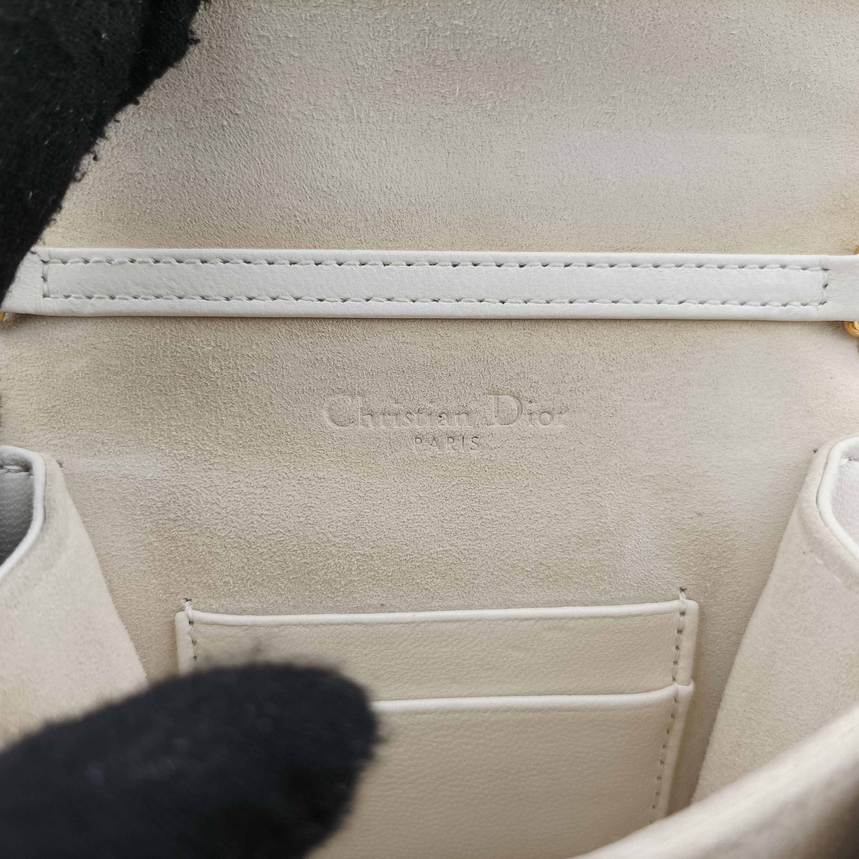 Diorama White Leather 08-BO-0197ディオラマ ホワイト レザー 08-BO-0197