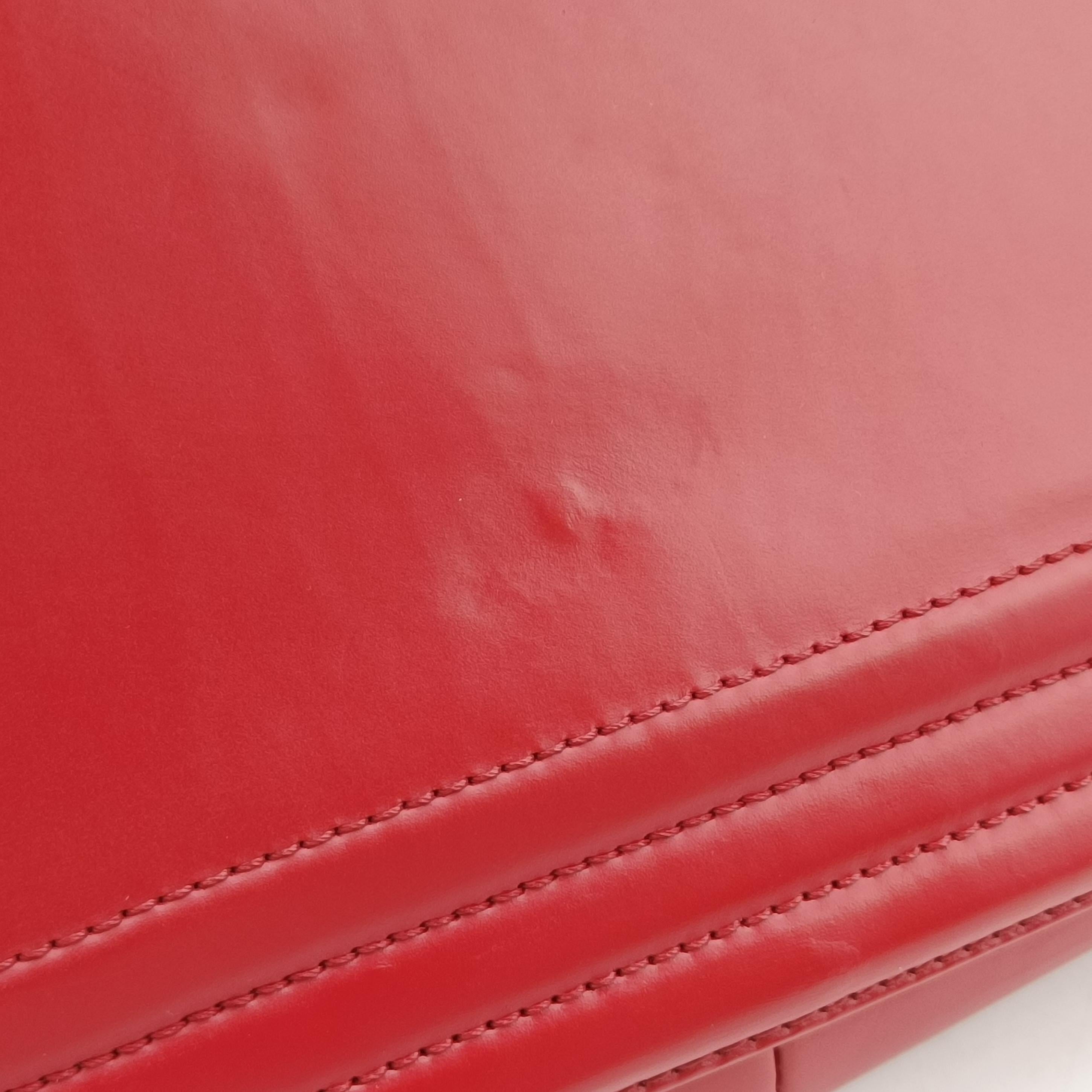 BOY CHANEL Red Leather A66711 15641994ボーイシャネル レッド レザー A66711 15641994