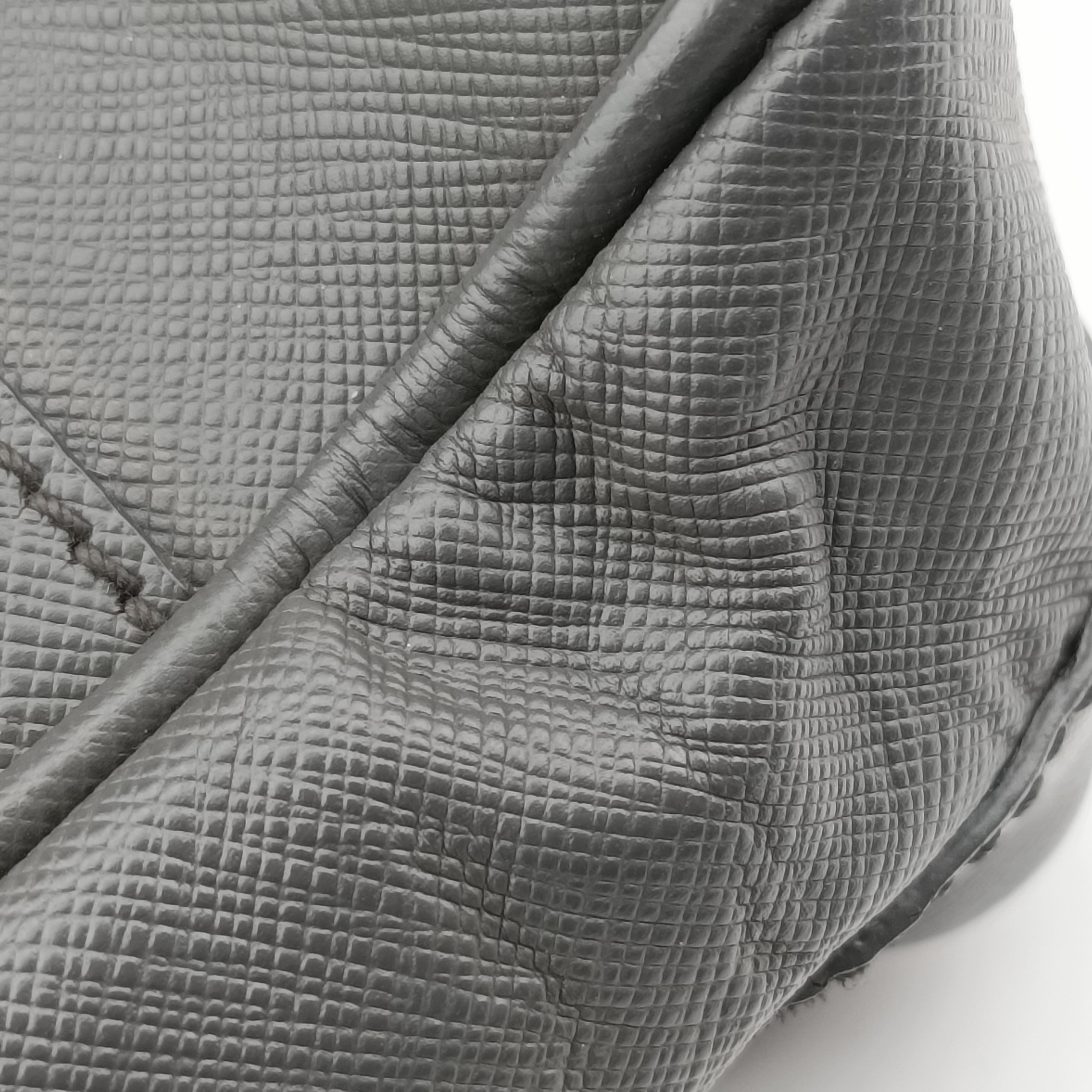 Business Briefcase Grey SAFFIANO Leather 2VE011 208ビジネス ブリーフケース グレー サフィアーノレザー 2VE011 208