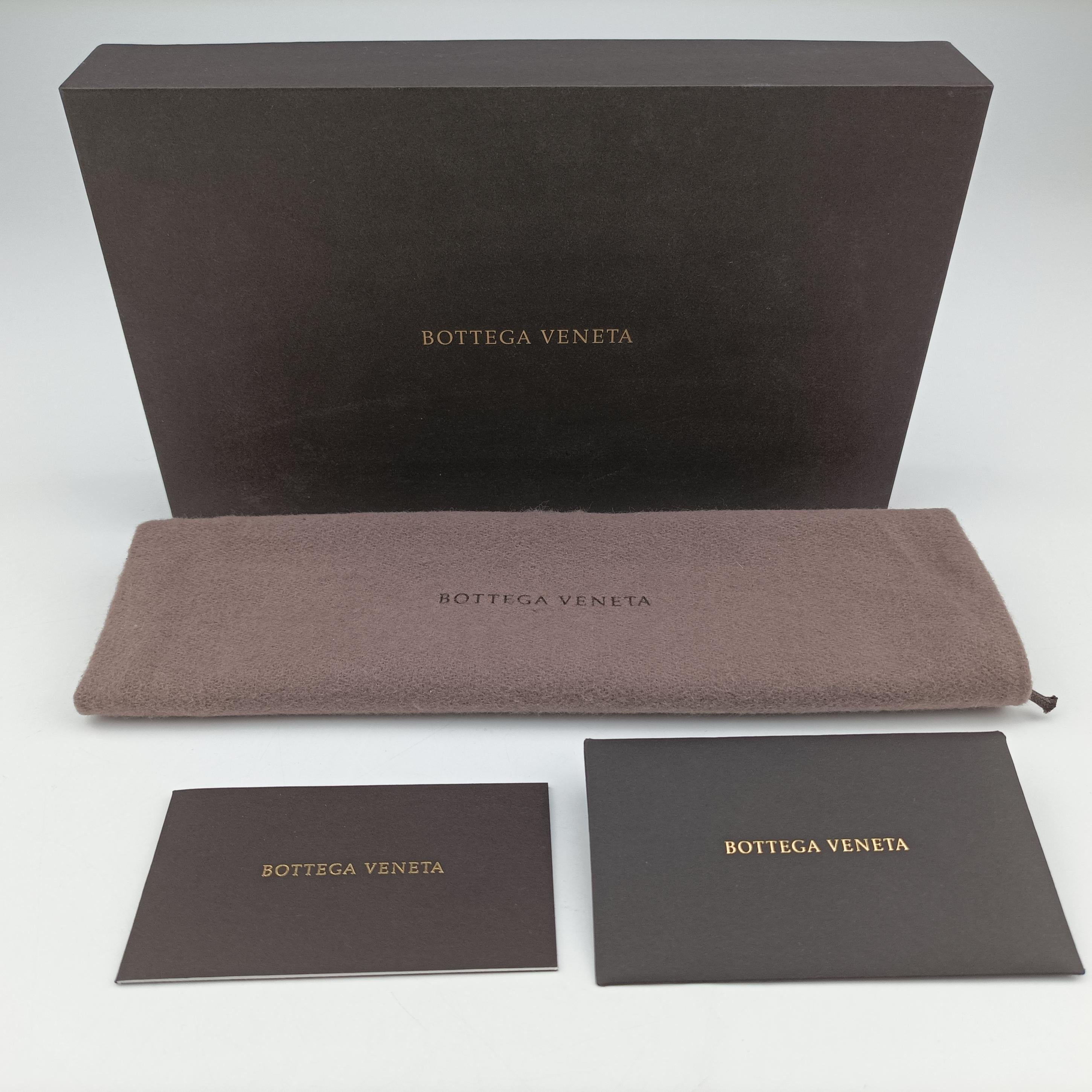 Intrecciato Red lambskin S01176126Pイントレチャート レッド ラムスキン S01176126P