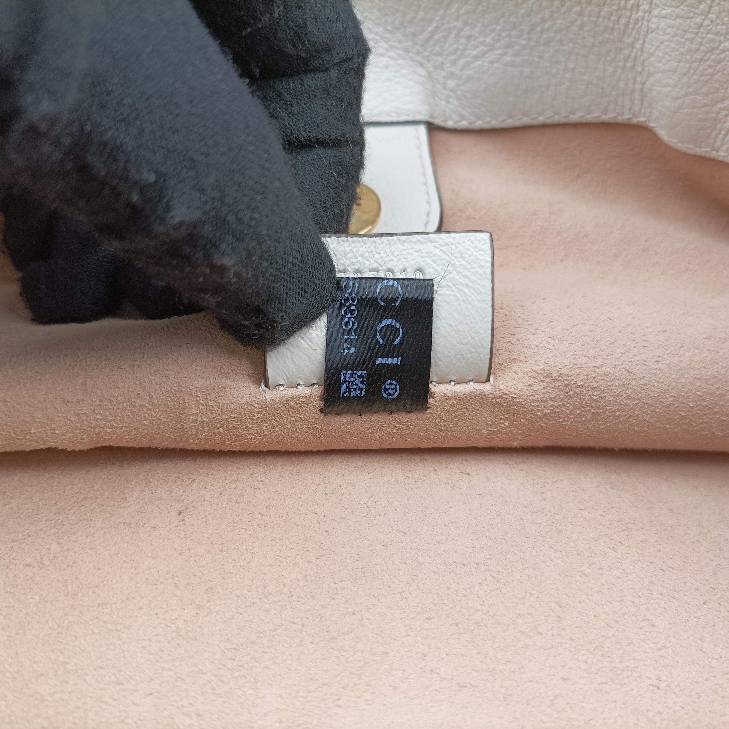 Rajah White Leather 537219 G028689614ラジャ ホワイト レザー 537219 G028689614