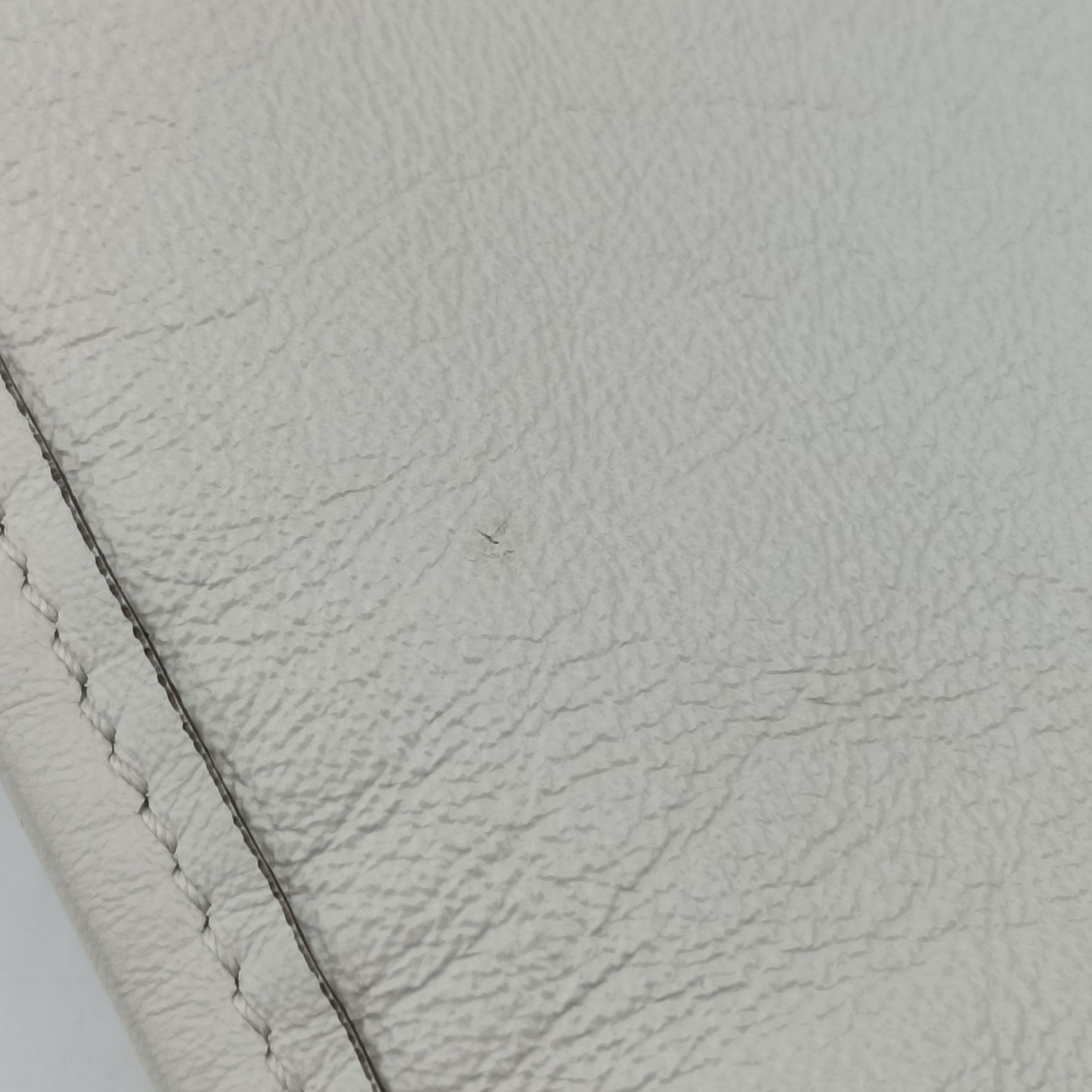 Rajah White Leather 537219 G028689614ラジャ ホワイト レザー 537219 G028689614