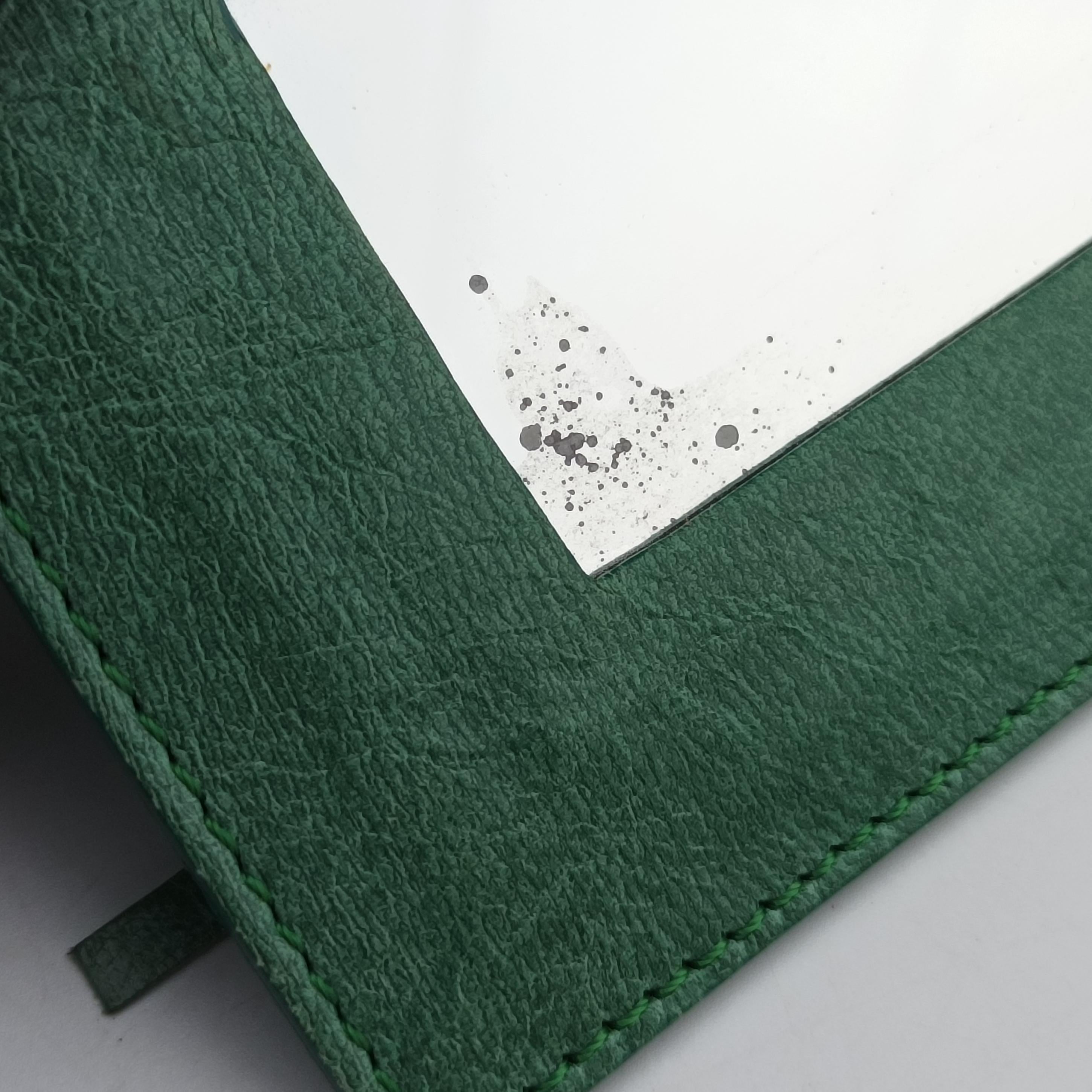 The First Green lambskin 103208.213048ザ ファースト グリーン ラムスキン 103208.213048