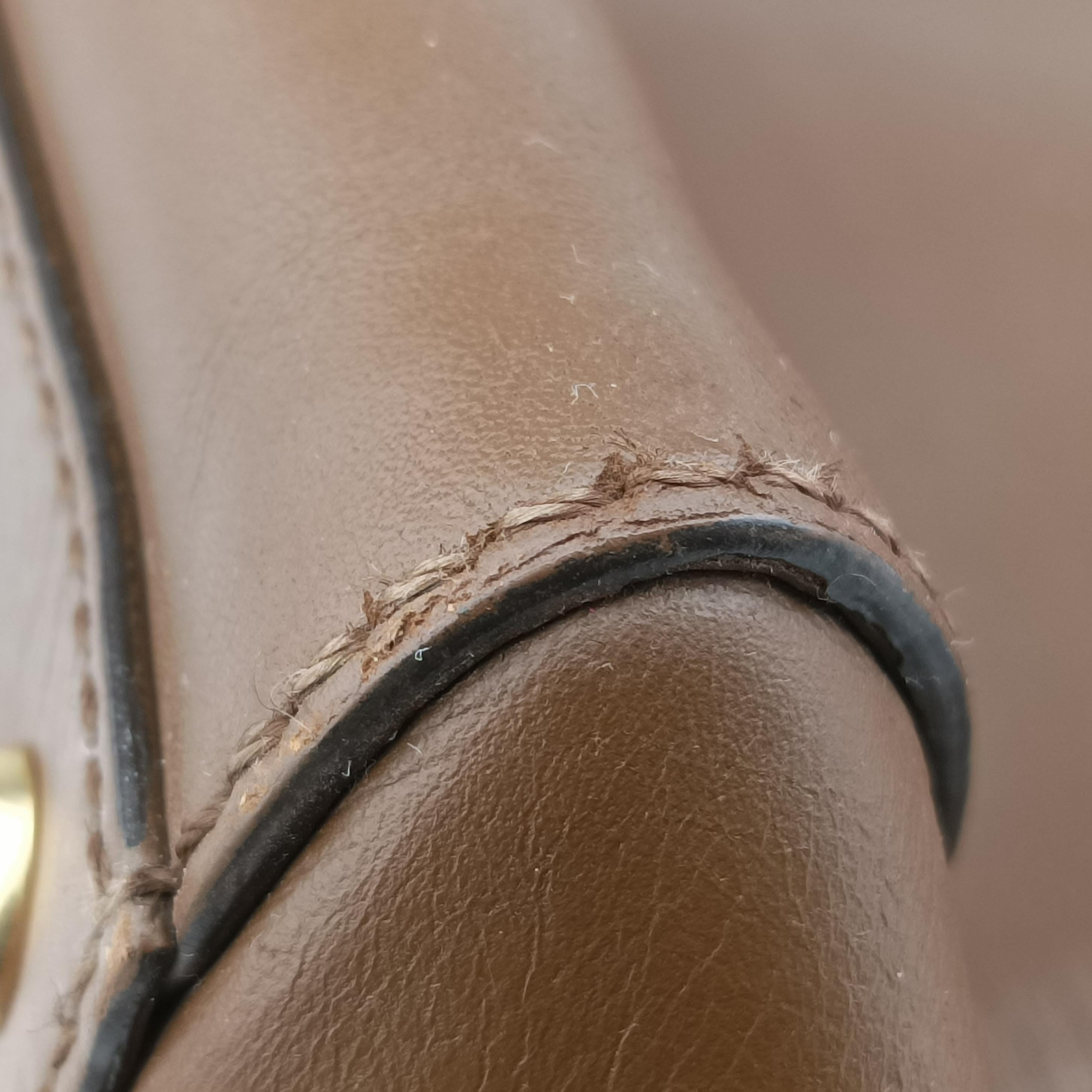 PEEKABOO Large Brown Leather 8BN210 8BN210-Q4J-139-2372ピーカブー ラージ ブラウン レザー 8BN210 8BN210-Q4J-139-2372