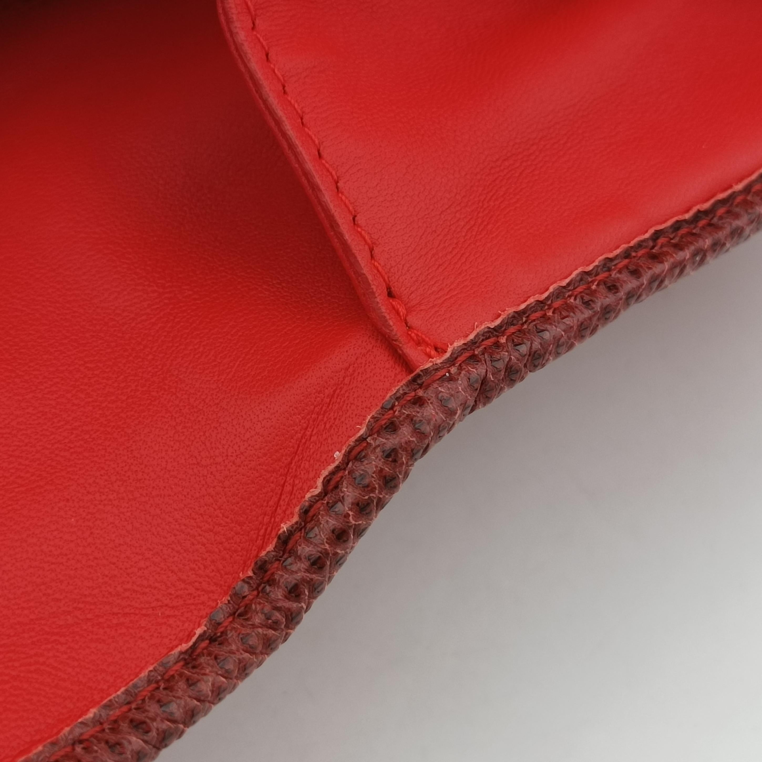 Intrecciato Red lambskin B05326392Wイントレチャート レッド ラムスキン B05326392W