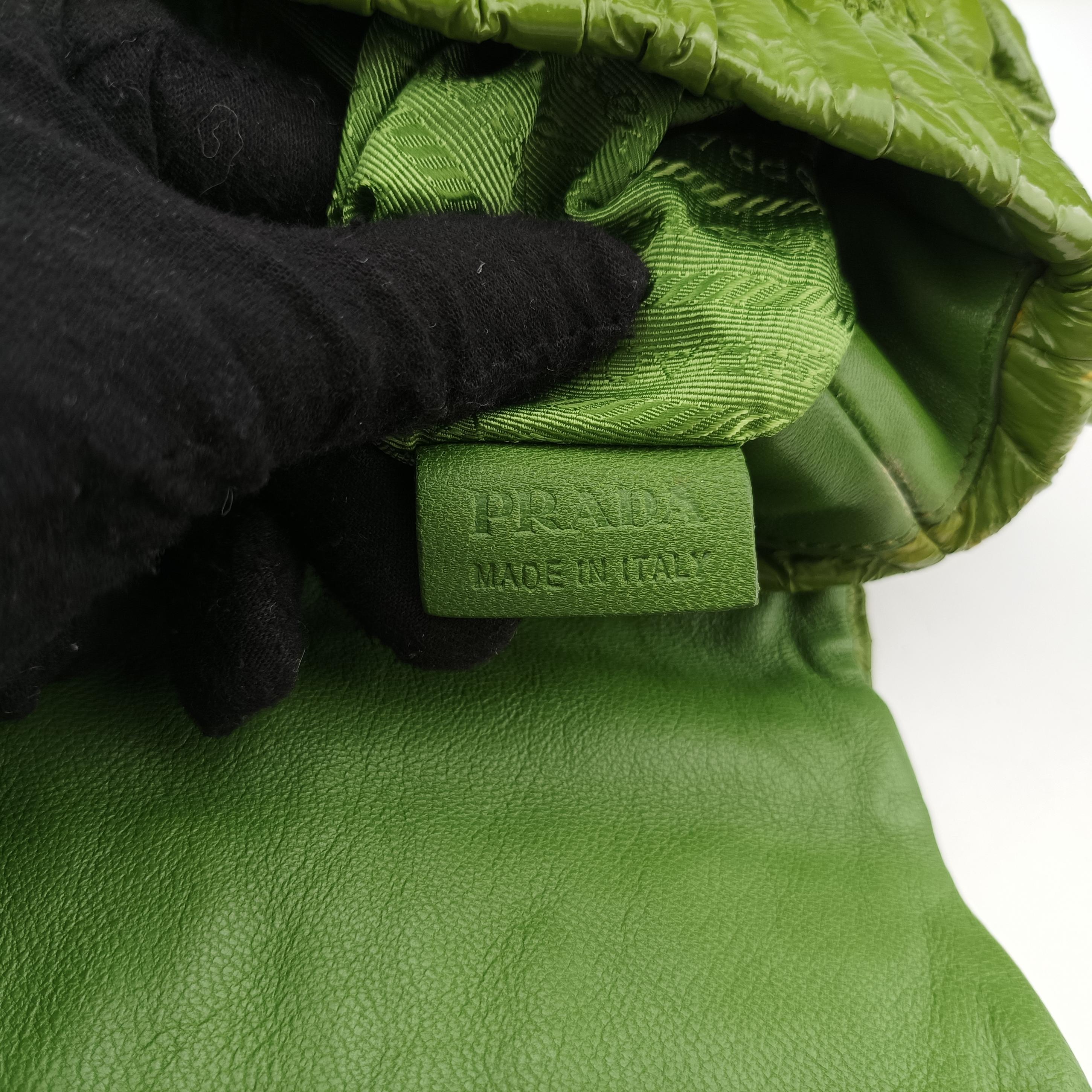 Vernice Gaufre Green patent 117ワッフルネイルポリッシュ グリーン パテント 117